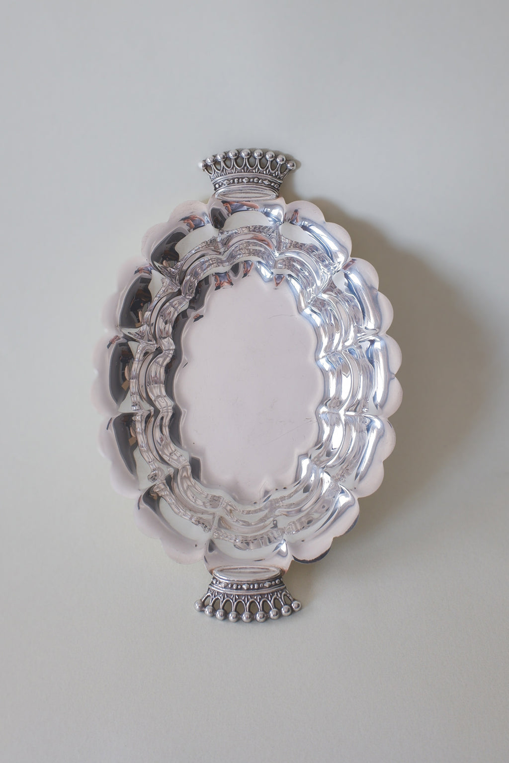 Vintage 鍍銀皇冠把手映光盤