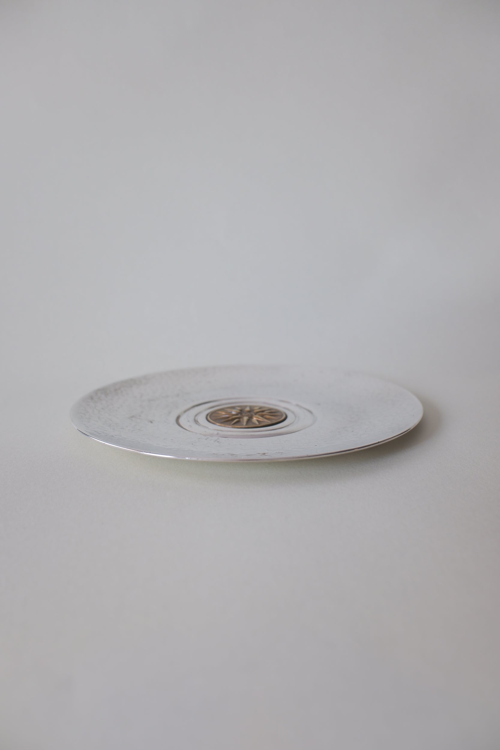 Vintage 錘紋雙色太陽紋鍍銀圓盤