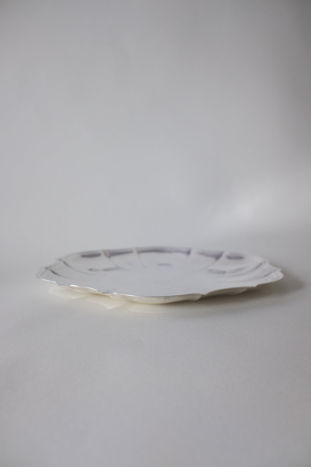 Vintage 花瓣輪廓鍍銀映光盤