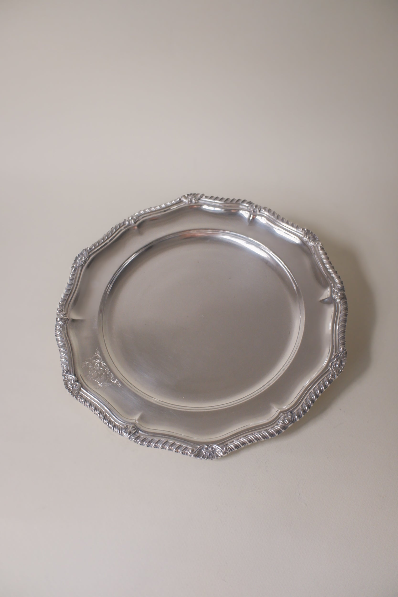Vintage 滾邊鍍銀古董銀盤