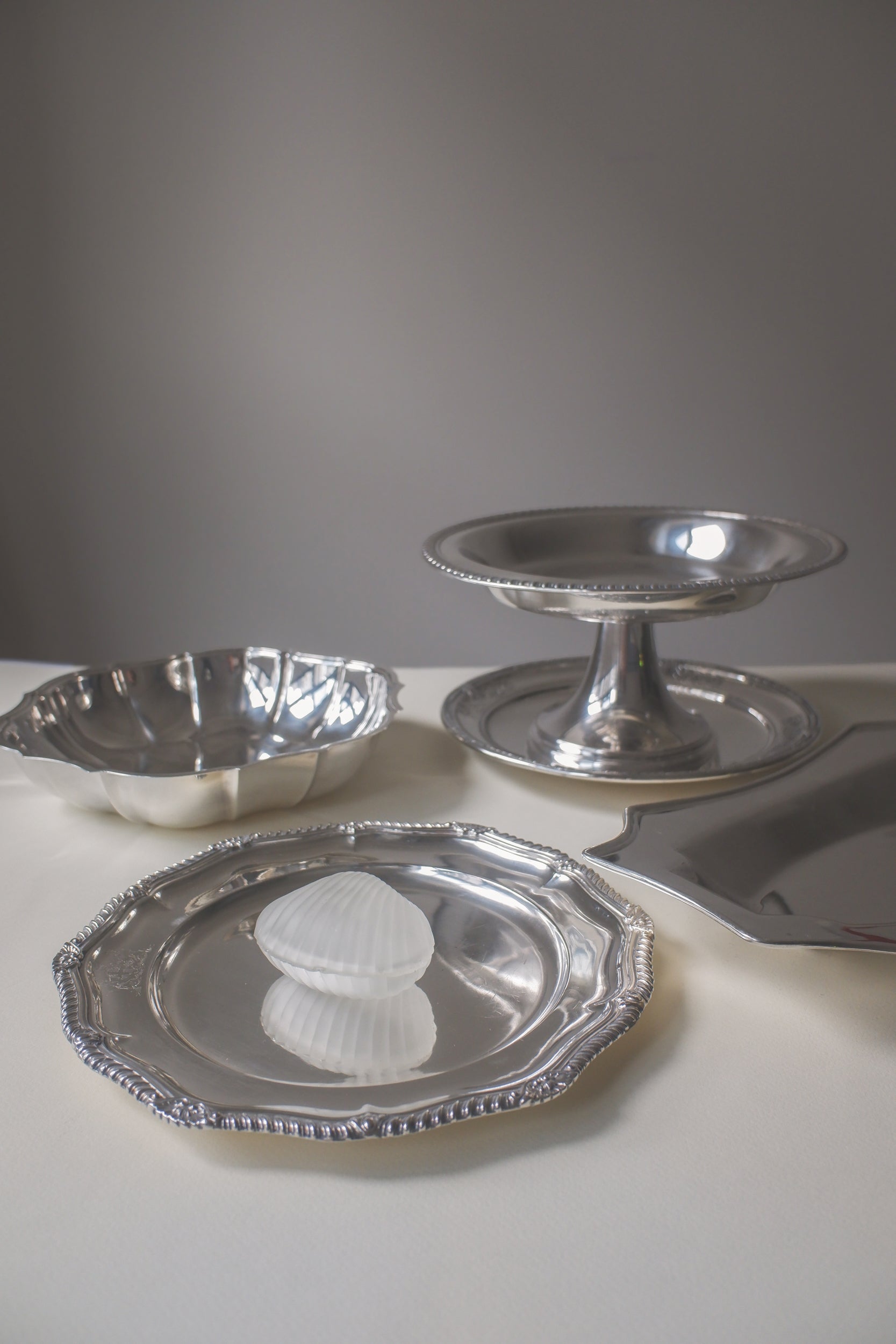 Vintage 霧面貝殼玻璃小盒