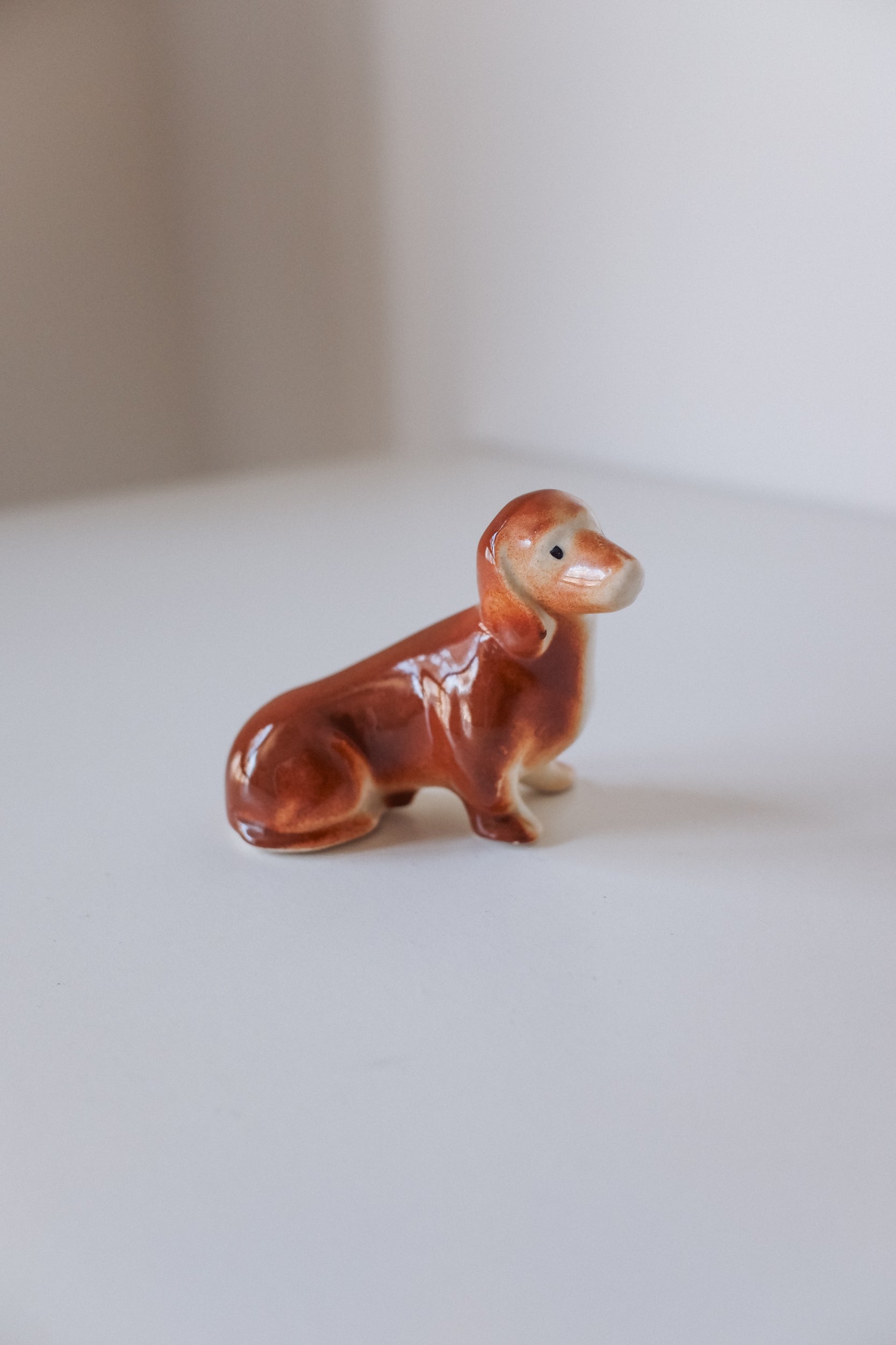 Vintage 棕色臘腸狗狗擺飾