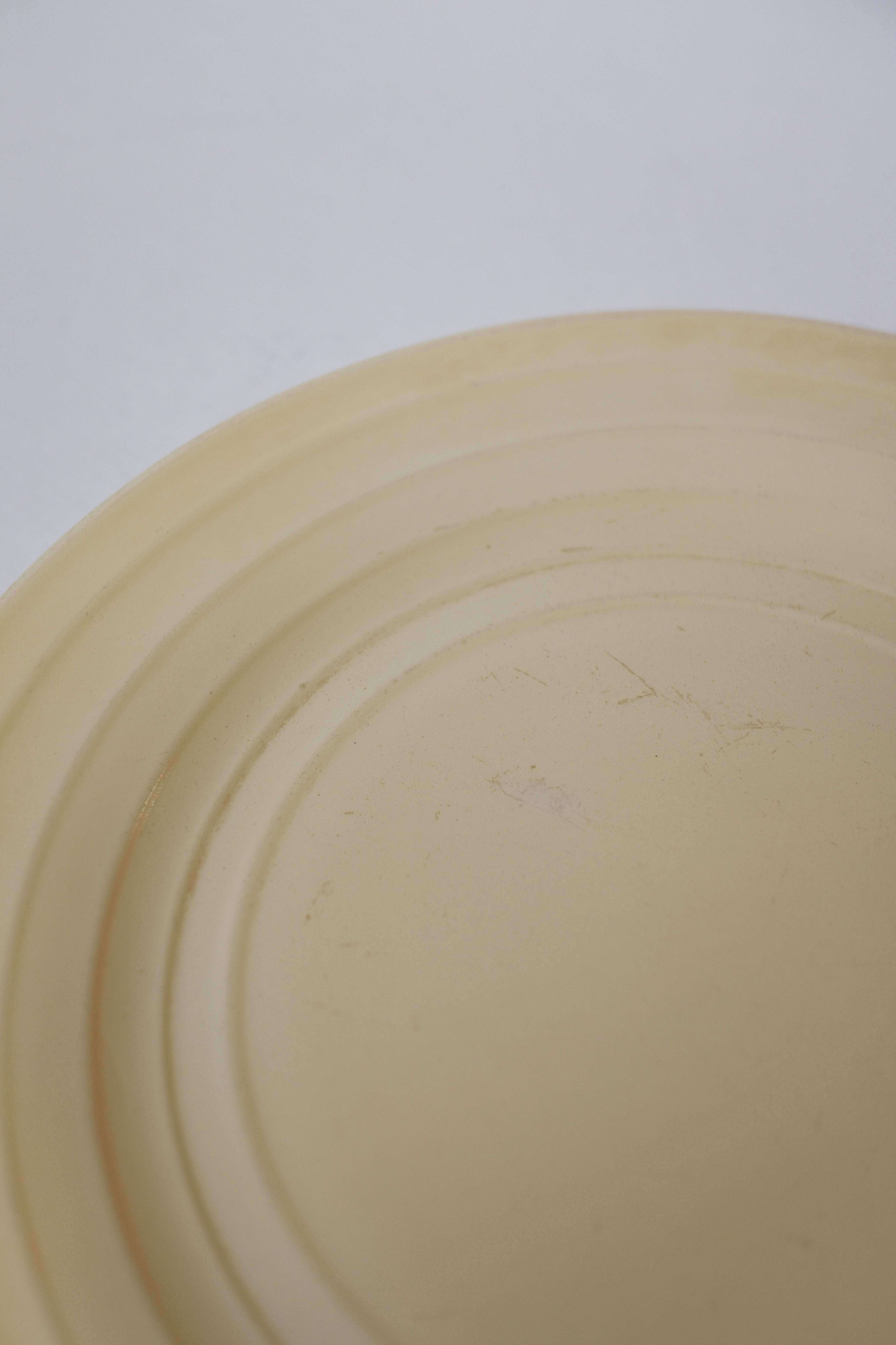 Vintage 奶油黃甜點杯盤組