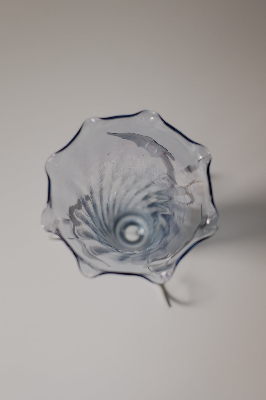 Vintage 霧藍色玻璃花器