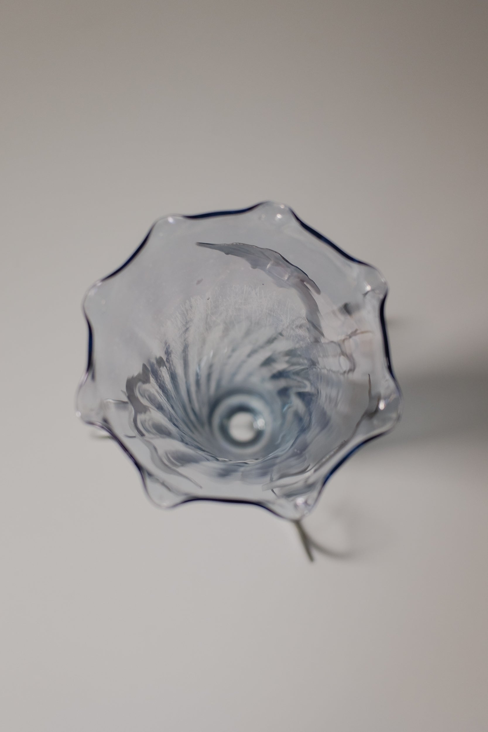 Vintage 霧藍色玻璃花器