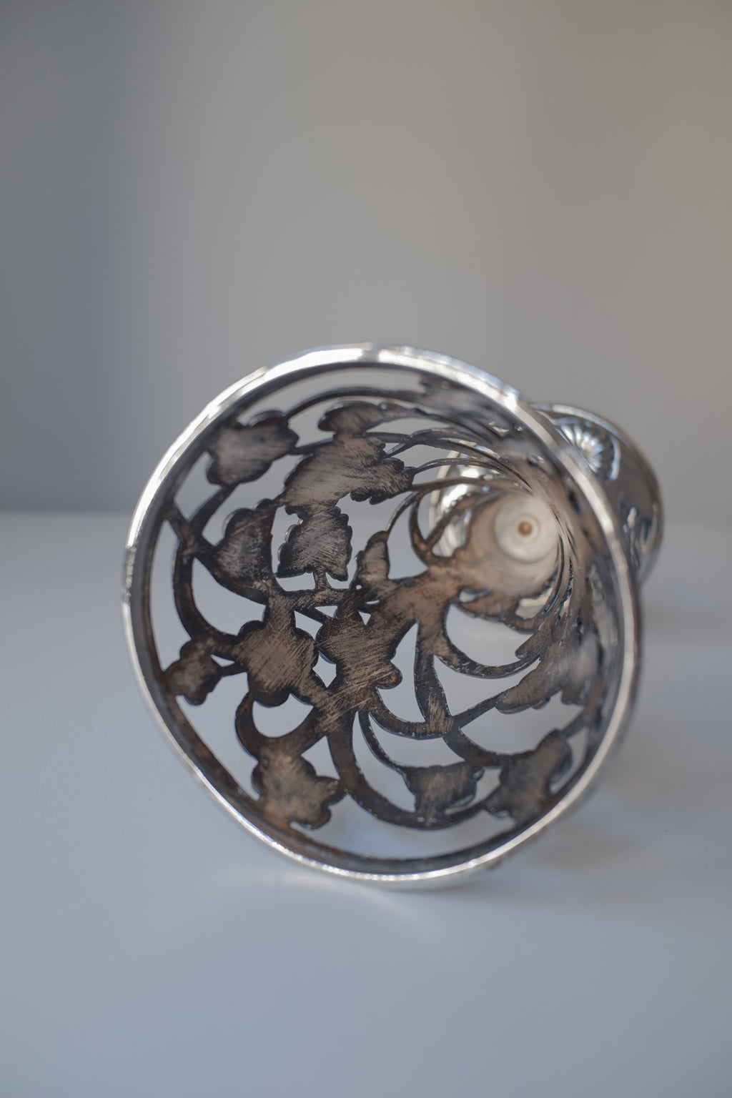Vintage Art Nouveau立體花草紋銀色花器