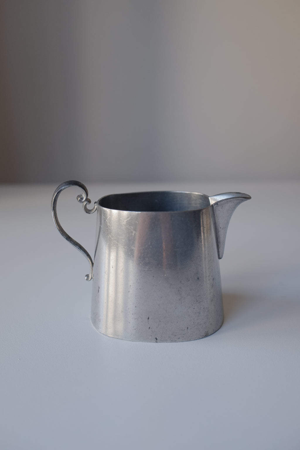 Vintage 銀色直筒小錫器