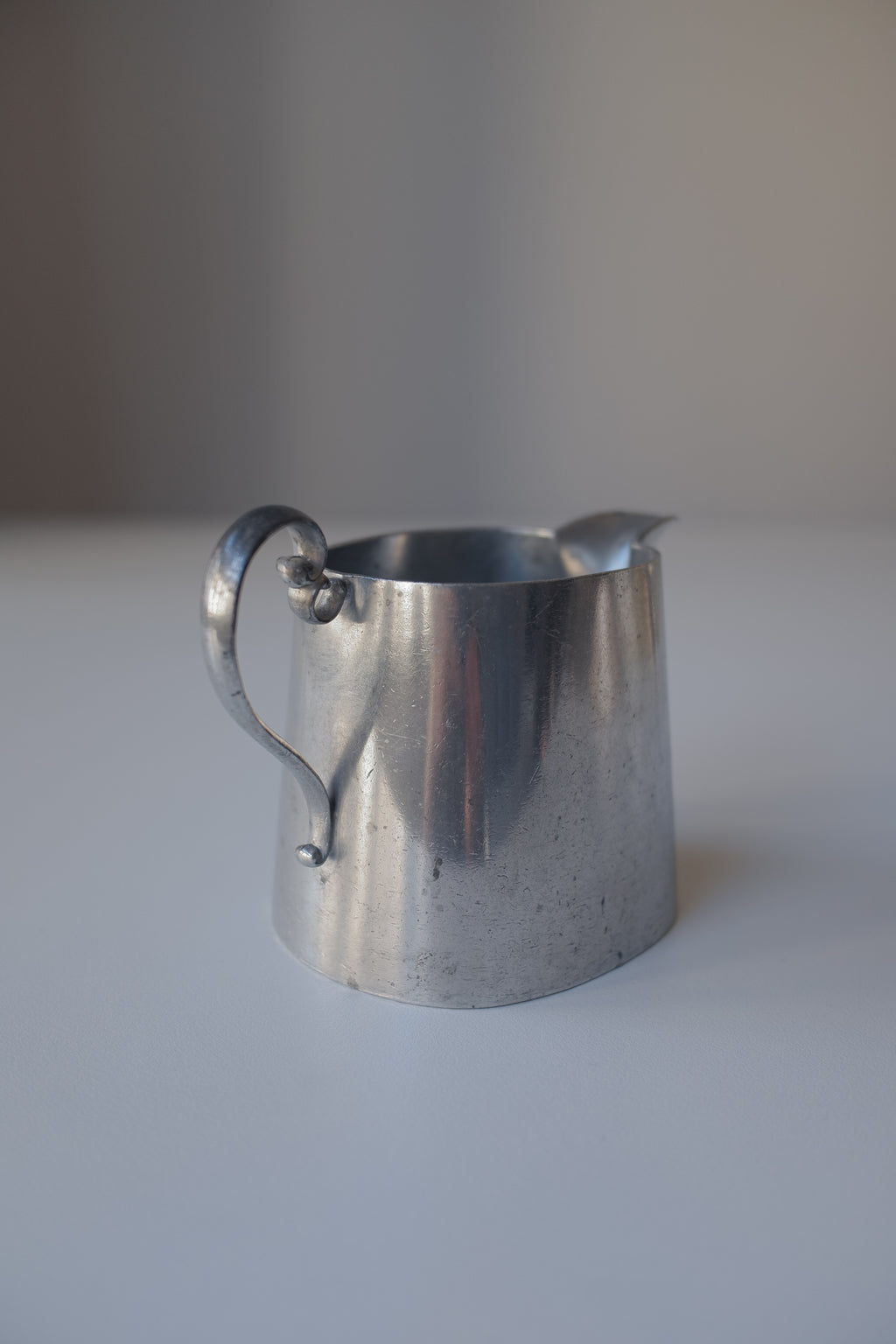 Vintage 銀色直筒小錫器