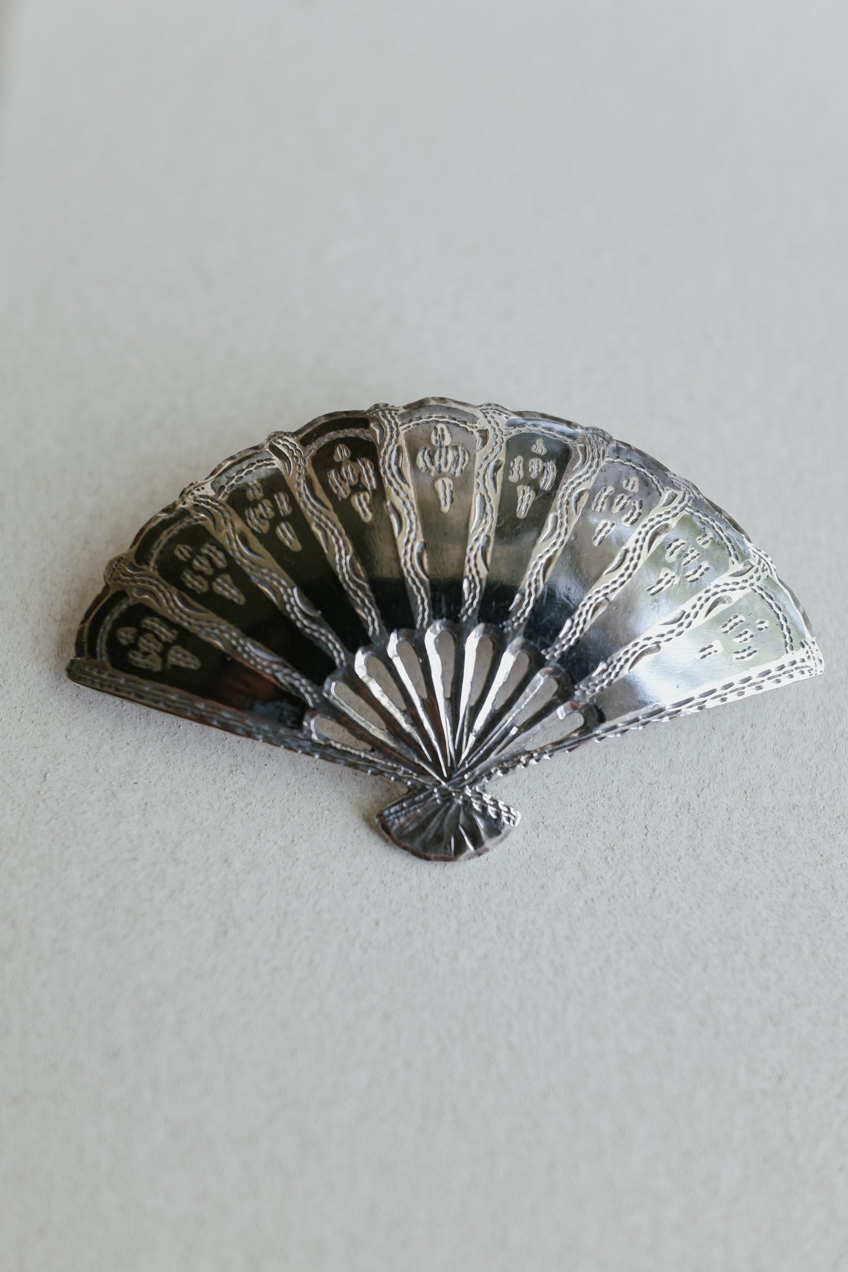 Vintage 純銀Niello工藝扇形胸針
