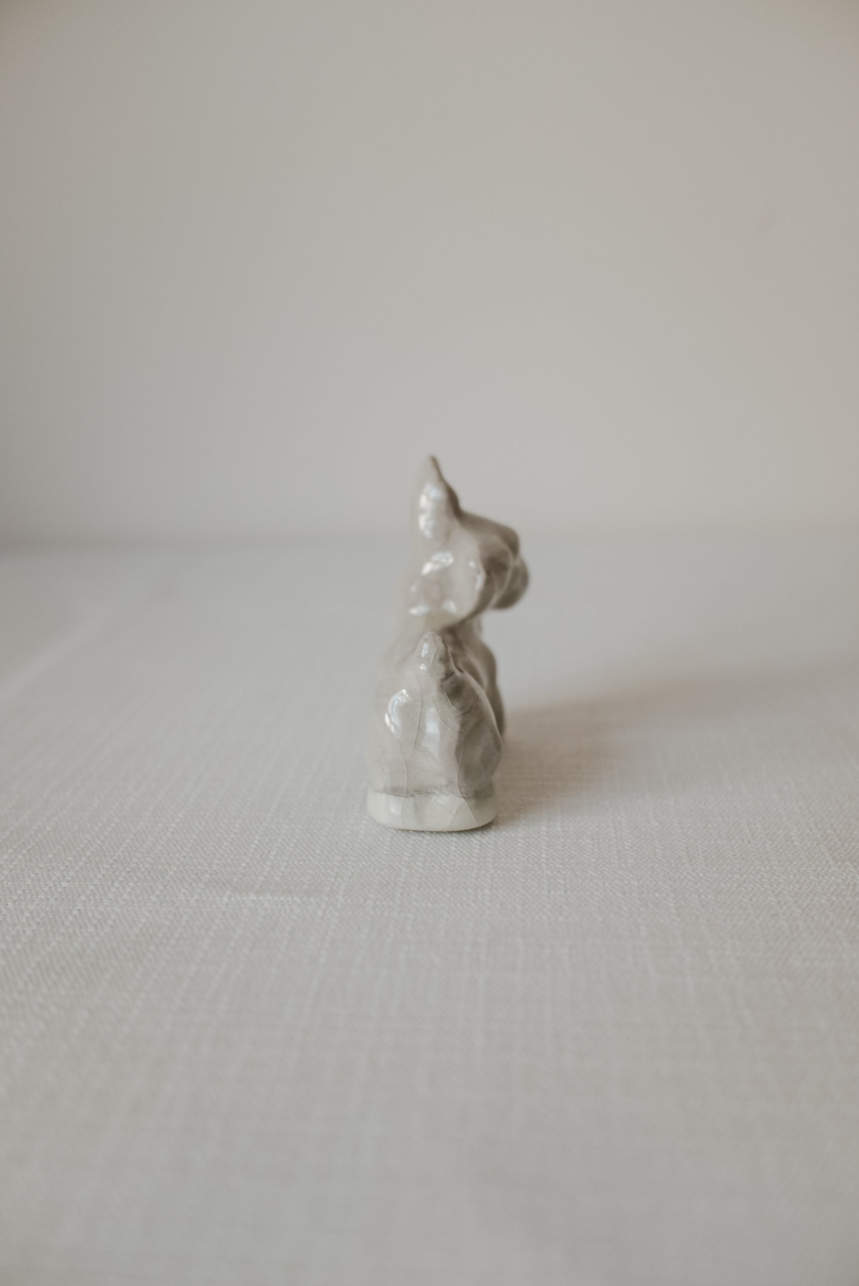 Vintage 灰白小㹴犬擺飾 Pepper
