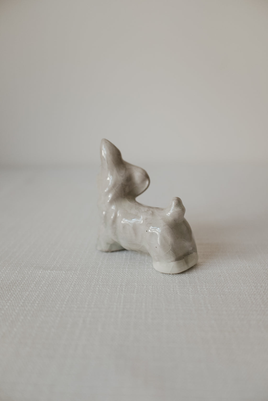 Vintage 灰白小㹴犬擺飾 Pepper
