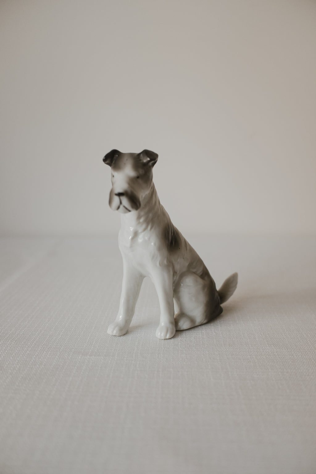 Vintage 灰白獵㹴犬擺飾 Winston