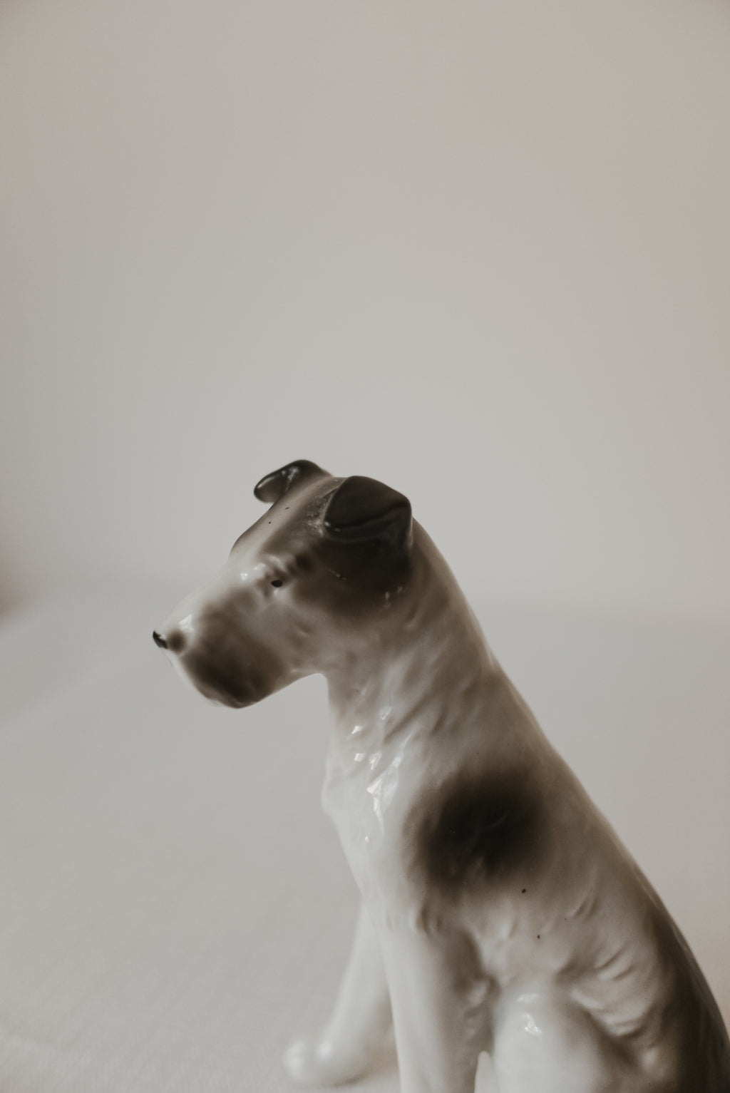 Vintage 灰白獵㹴犬擺飾 Winston
