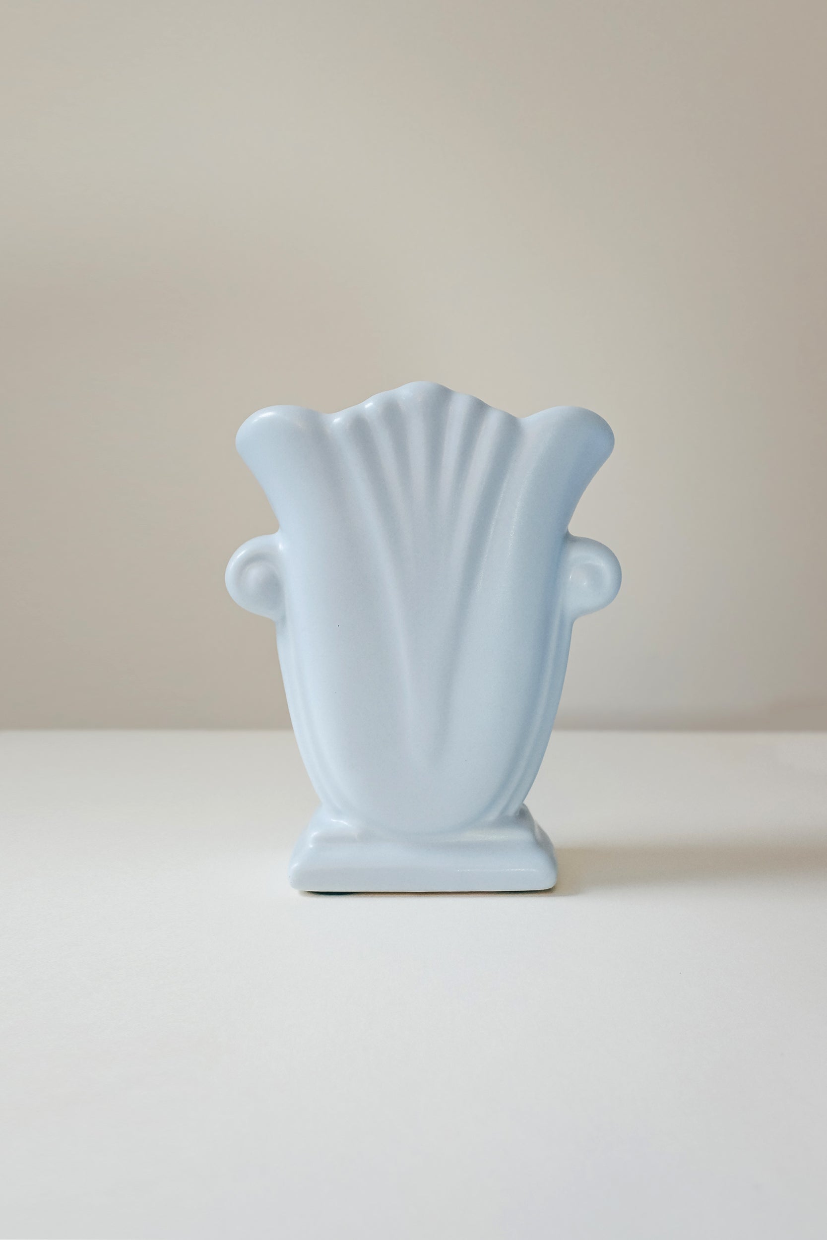 Vintage 霧面粉藍釉色貝型花器