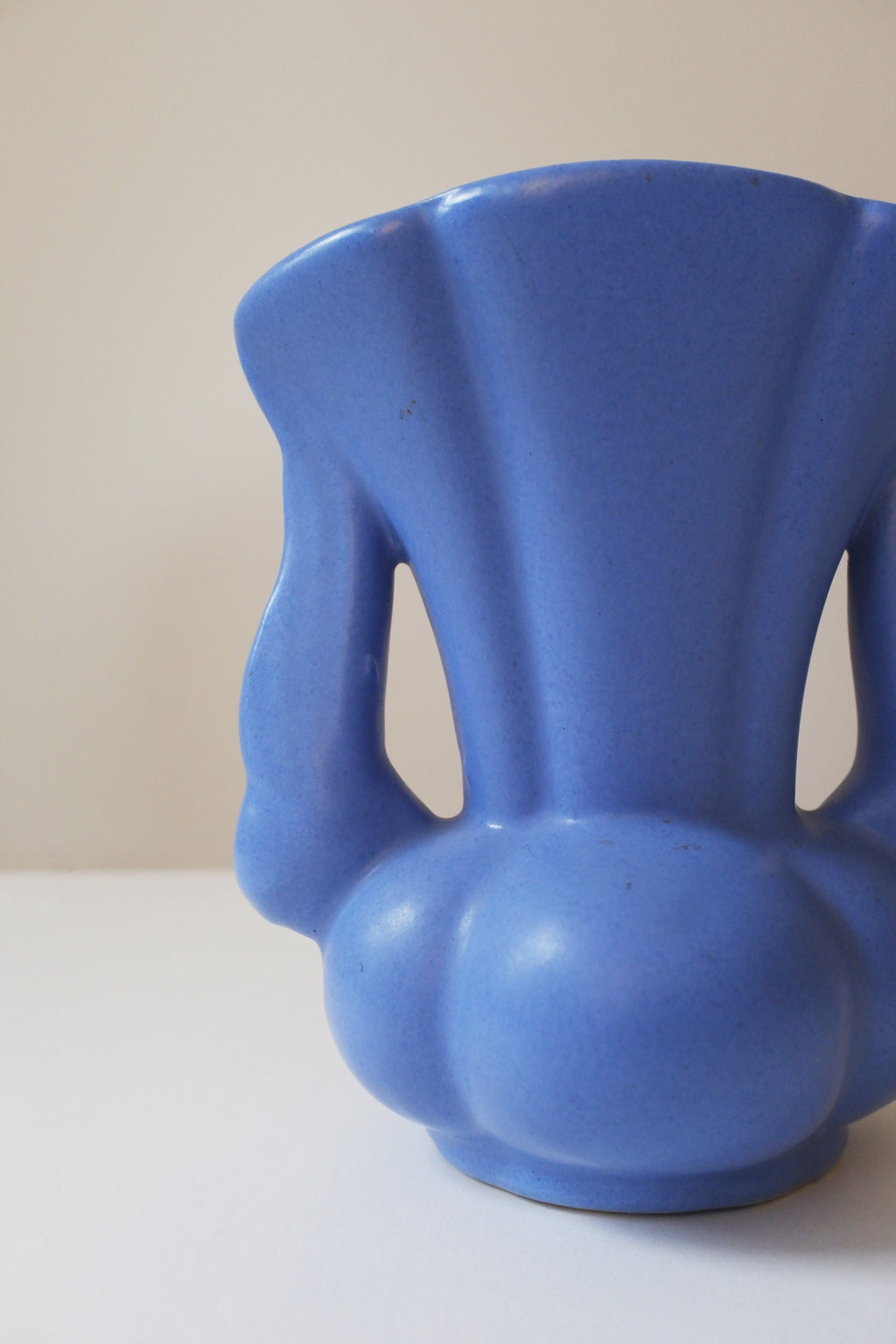 Vintage 霧面靛藍雙翼花器