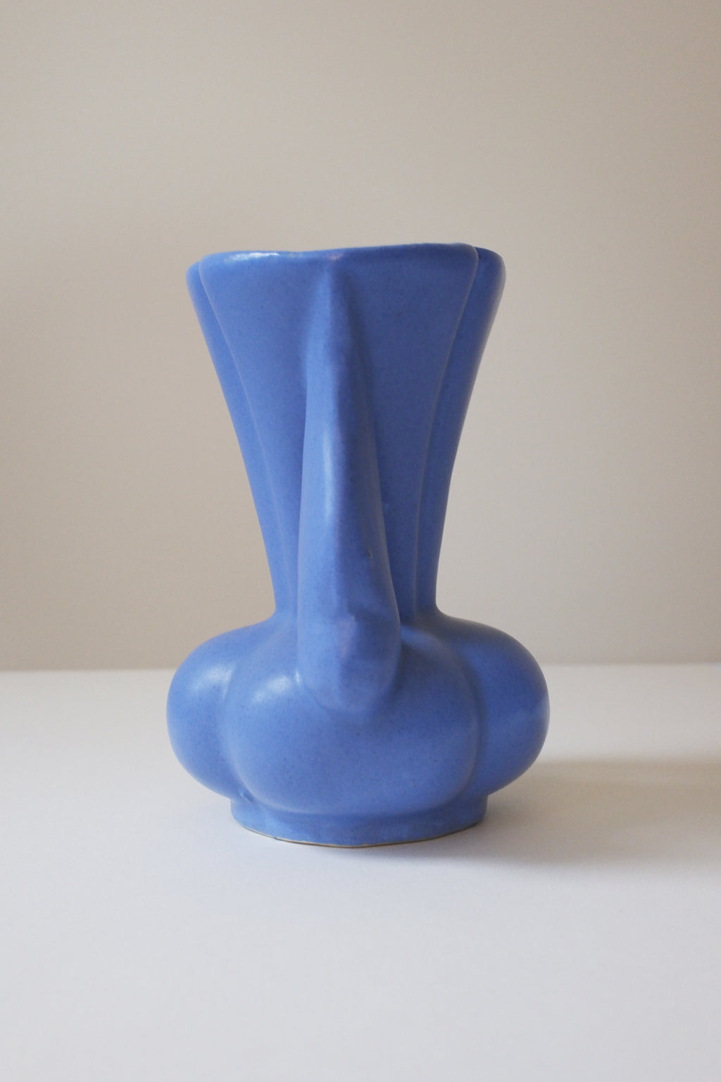 Vintage 霧面靛藍雙翼花器