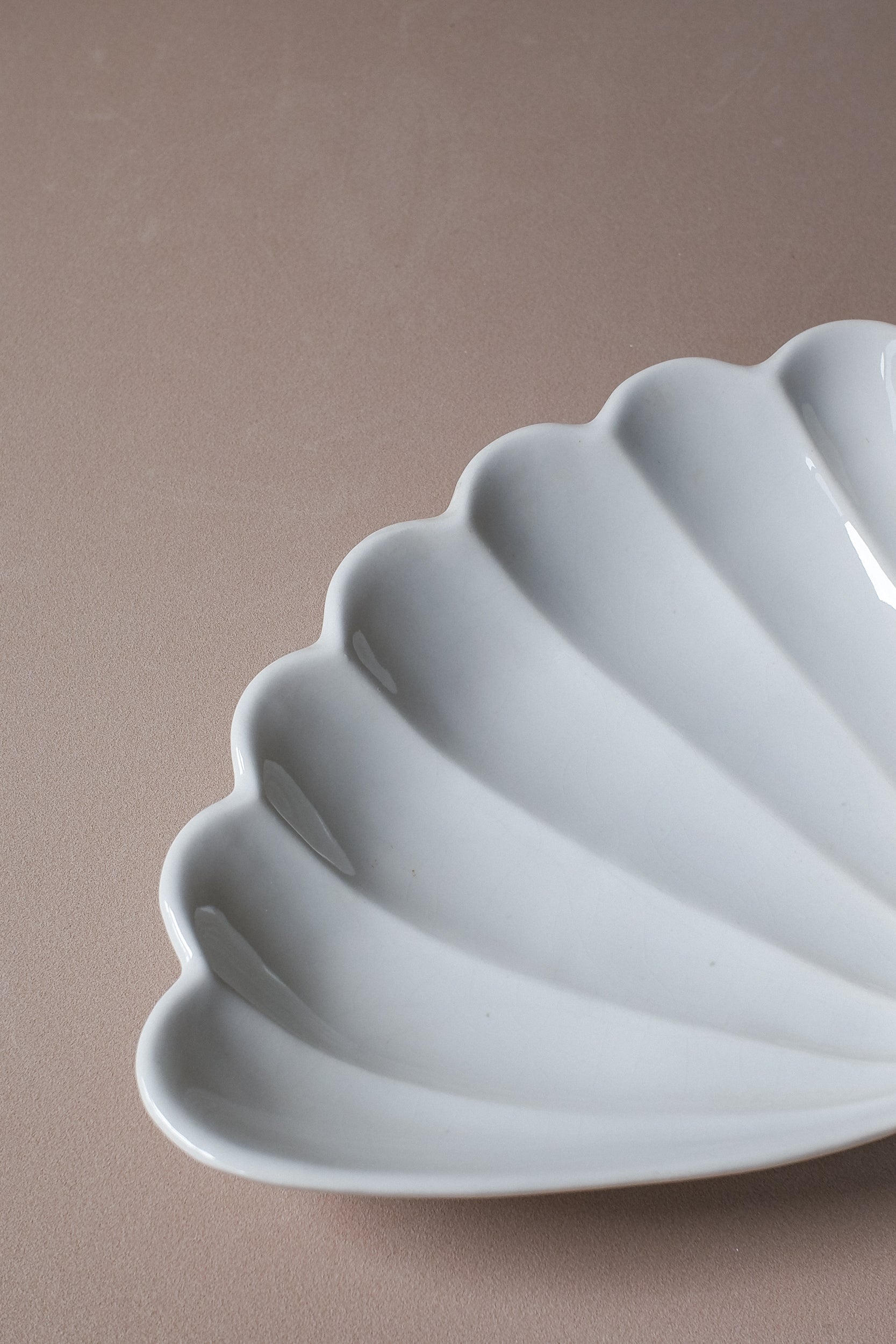 Vintage 貝殼陶瓷盤(2色)