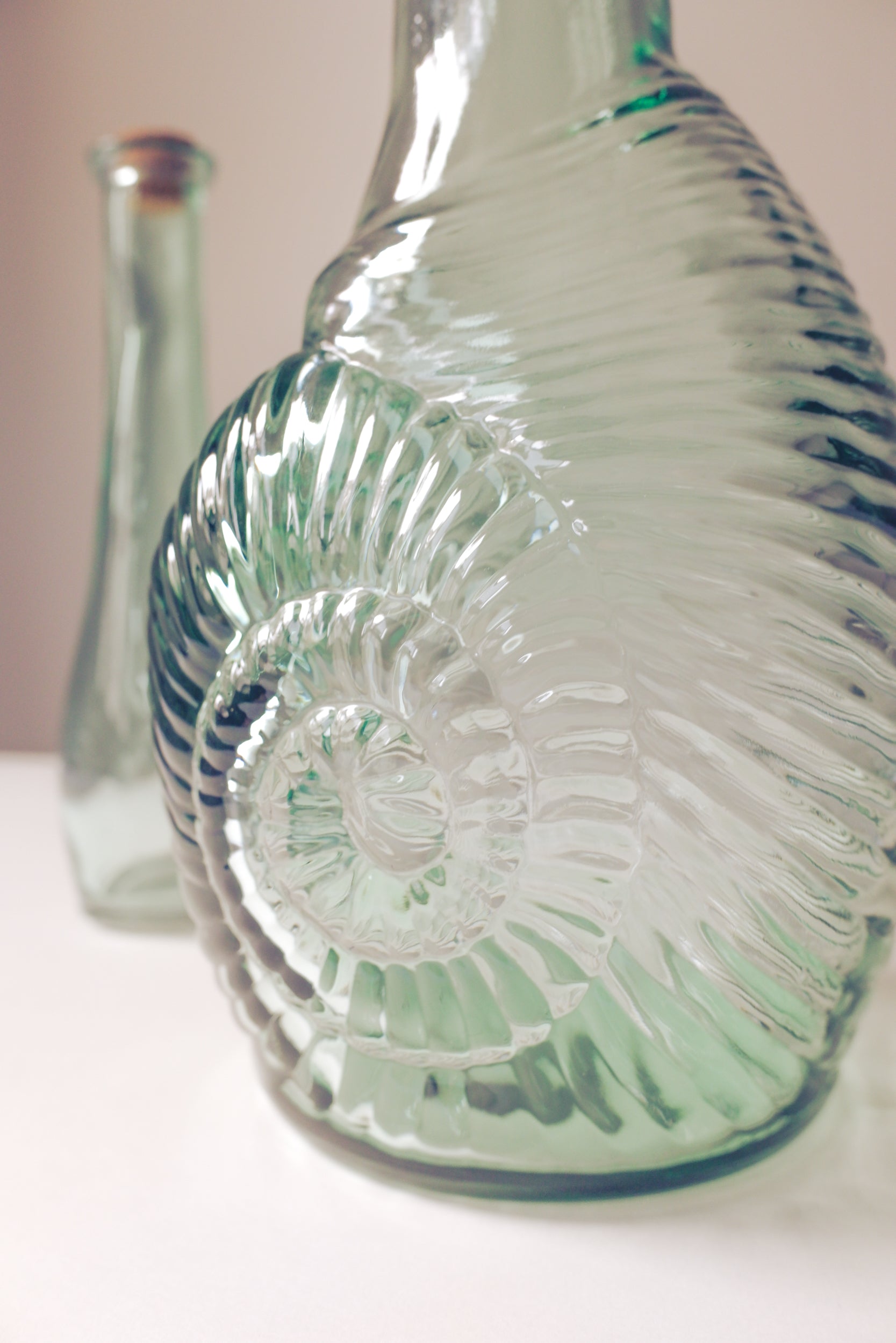 Vintage 清透綠玻璃貝殼瓶組