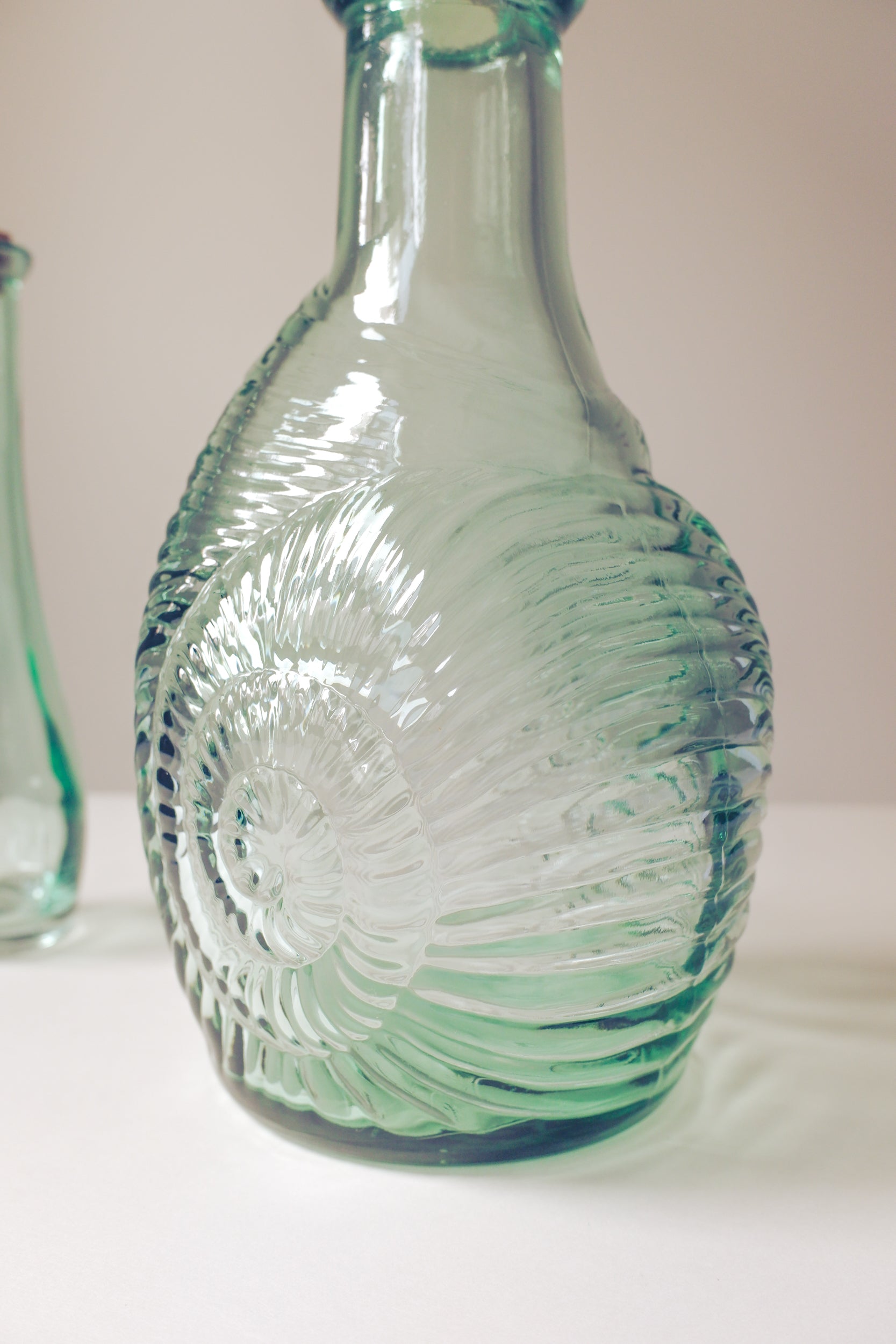 Vintage 清透綠玻璃貝殼瓶組