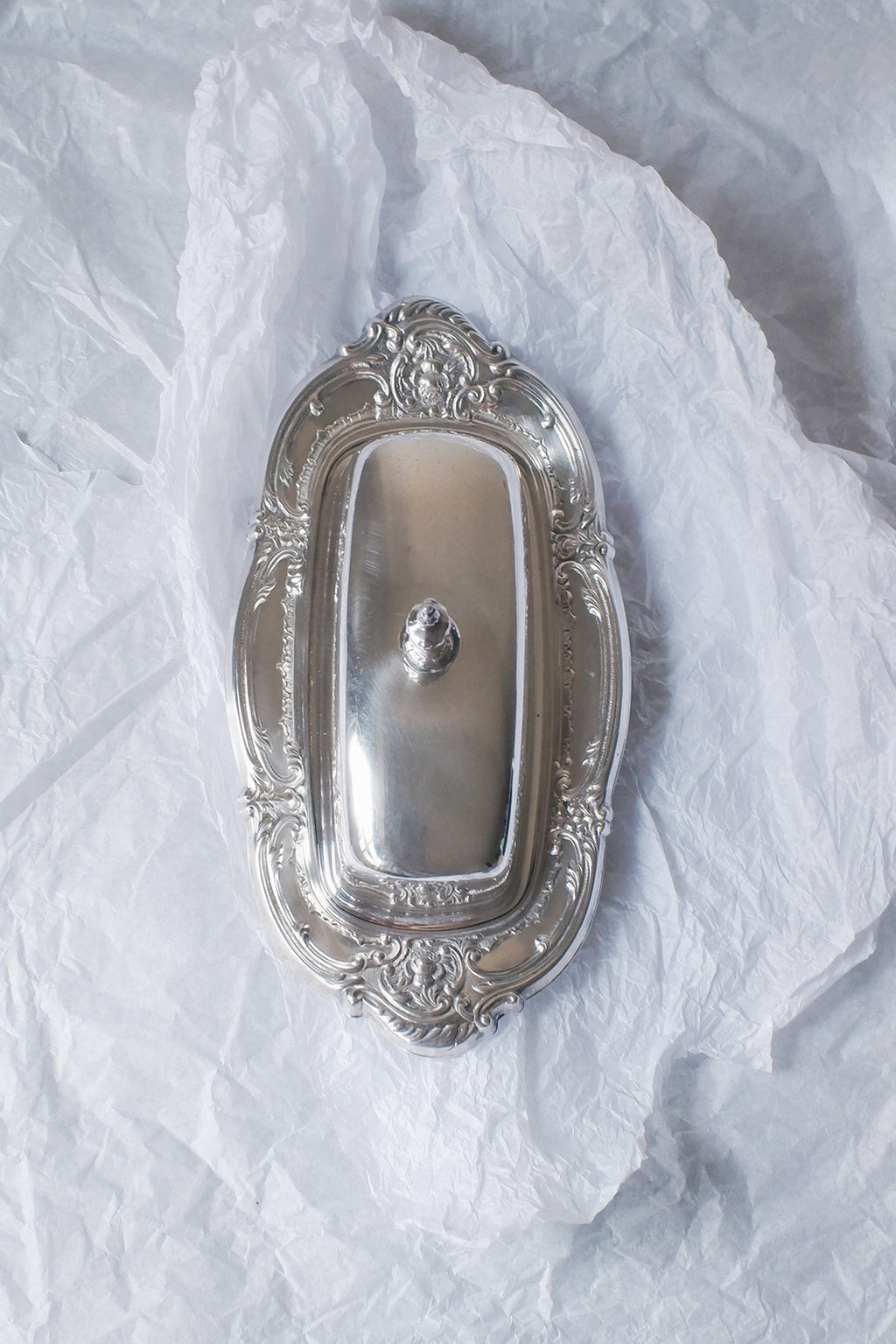 Vintage 雕飾鍍銀蓋盤