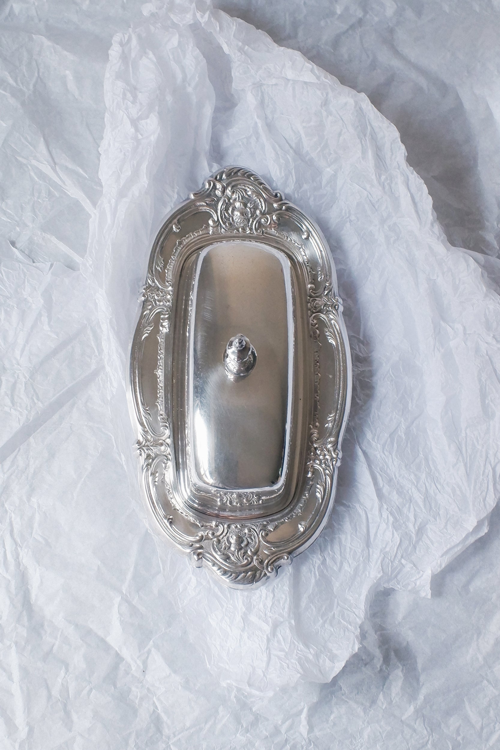 Vintage 雕飾鍍銀蓋盤