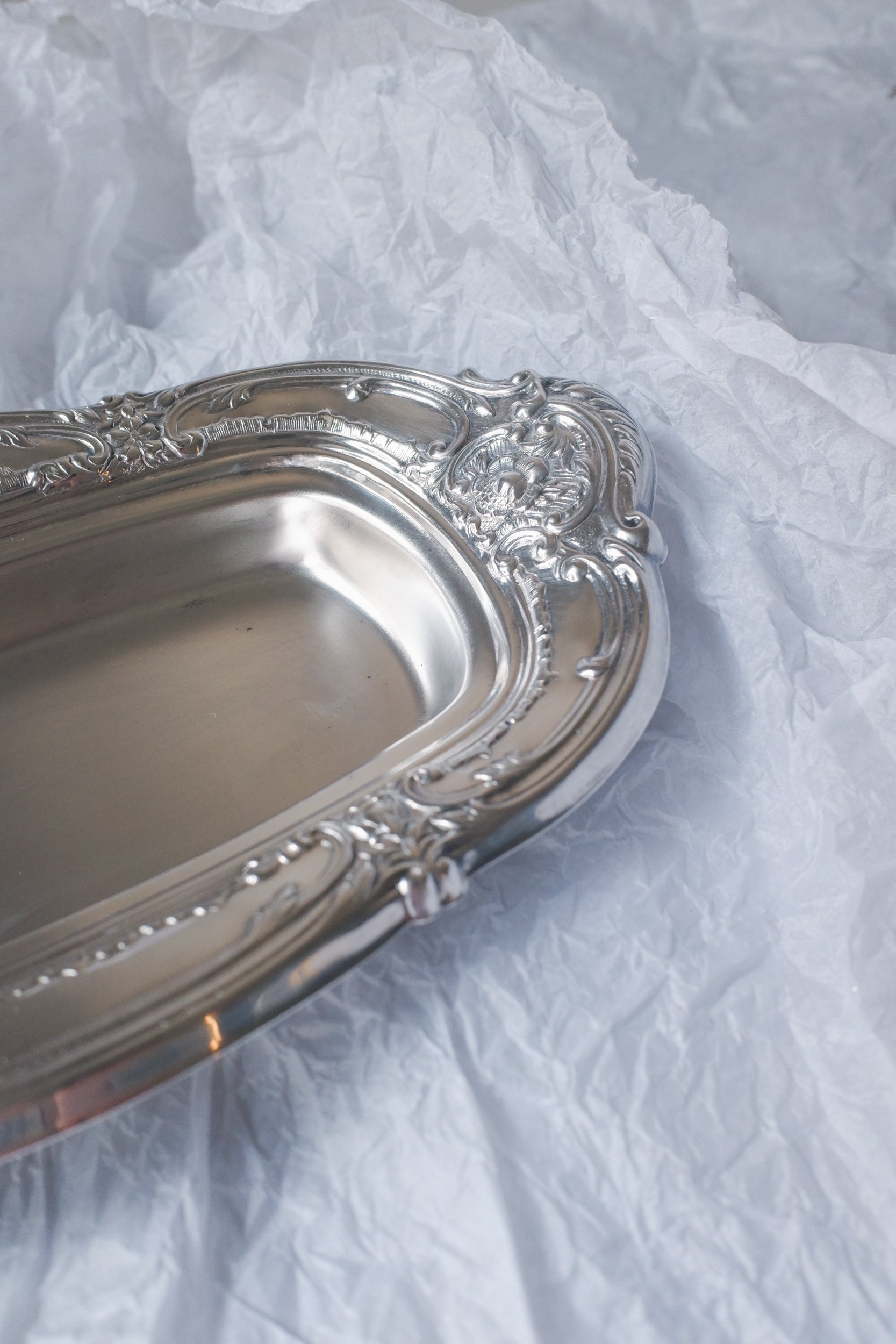 Vintage 雕飾鍍銀蓋盤