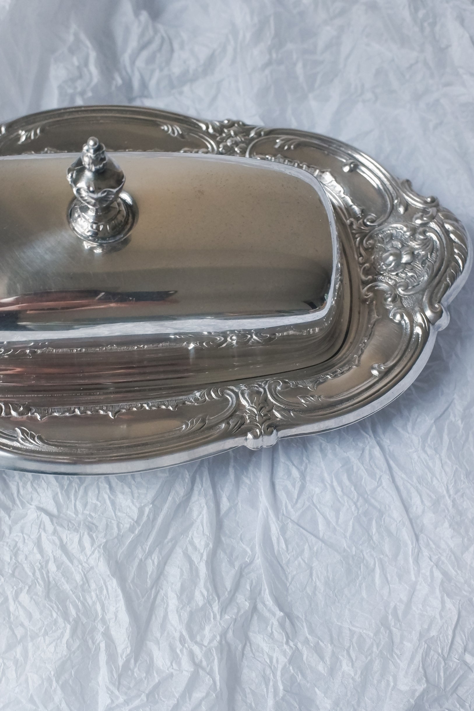 Vintage 雕飾鍍銀蓋盤