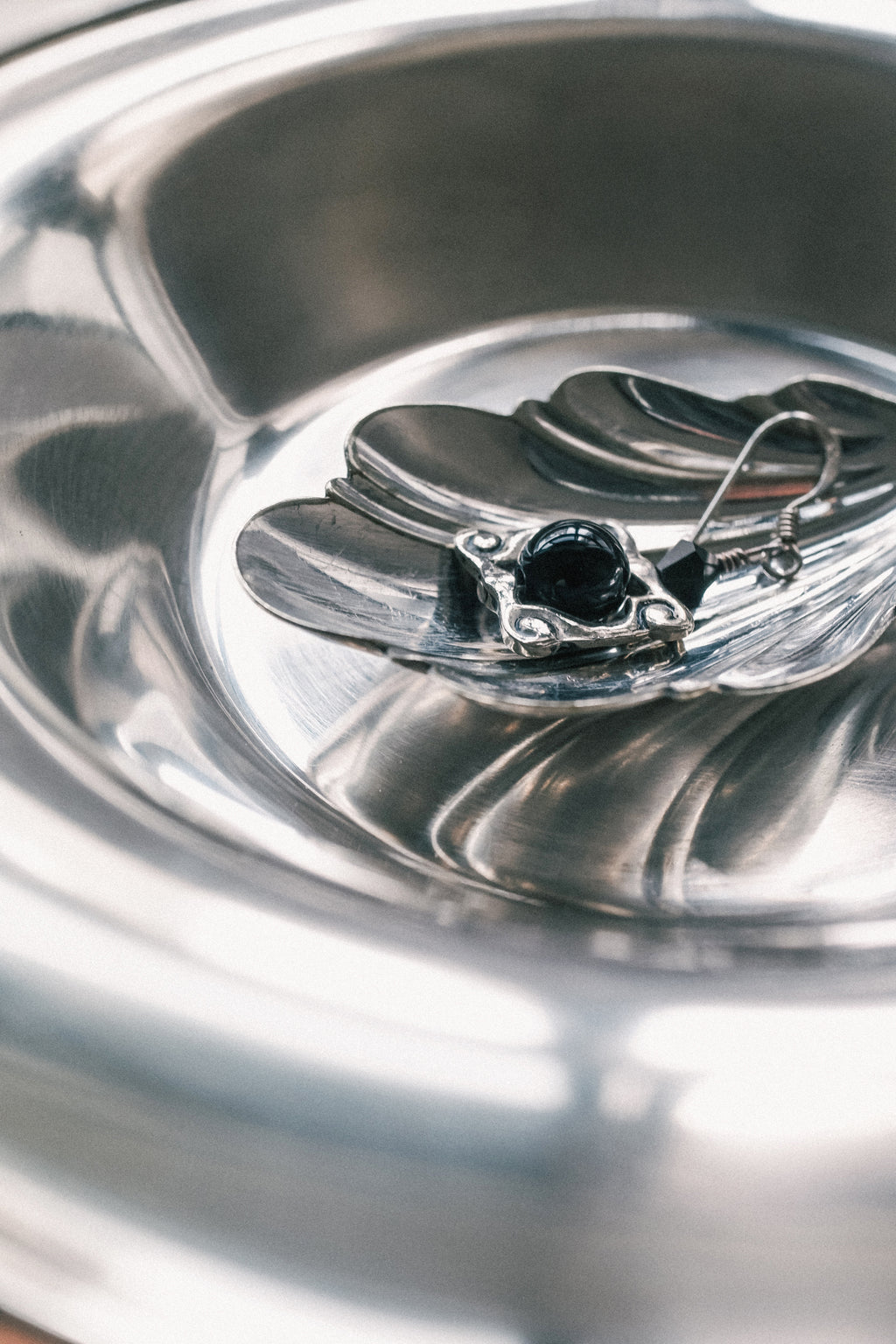 Vintage 黑瑪瑙垂墜耳環