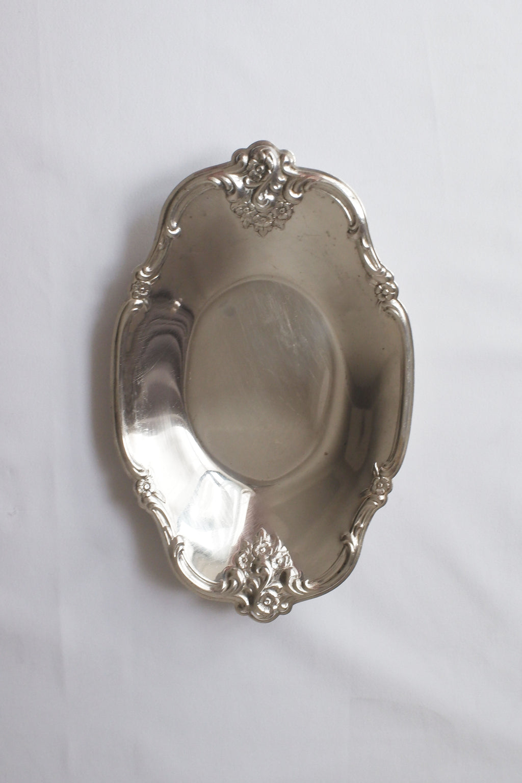 Vintage 1970's洛可可雕飾銀盤