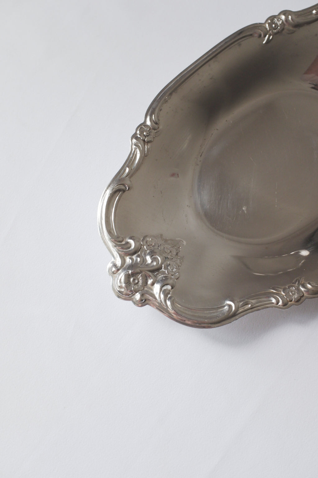 Vintage 1970's洛可可雕飾銀盤