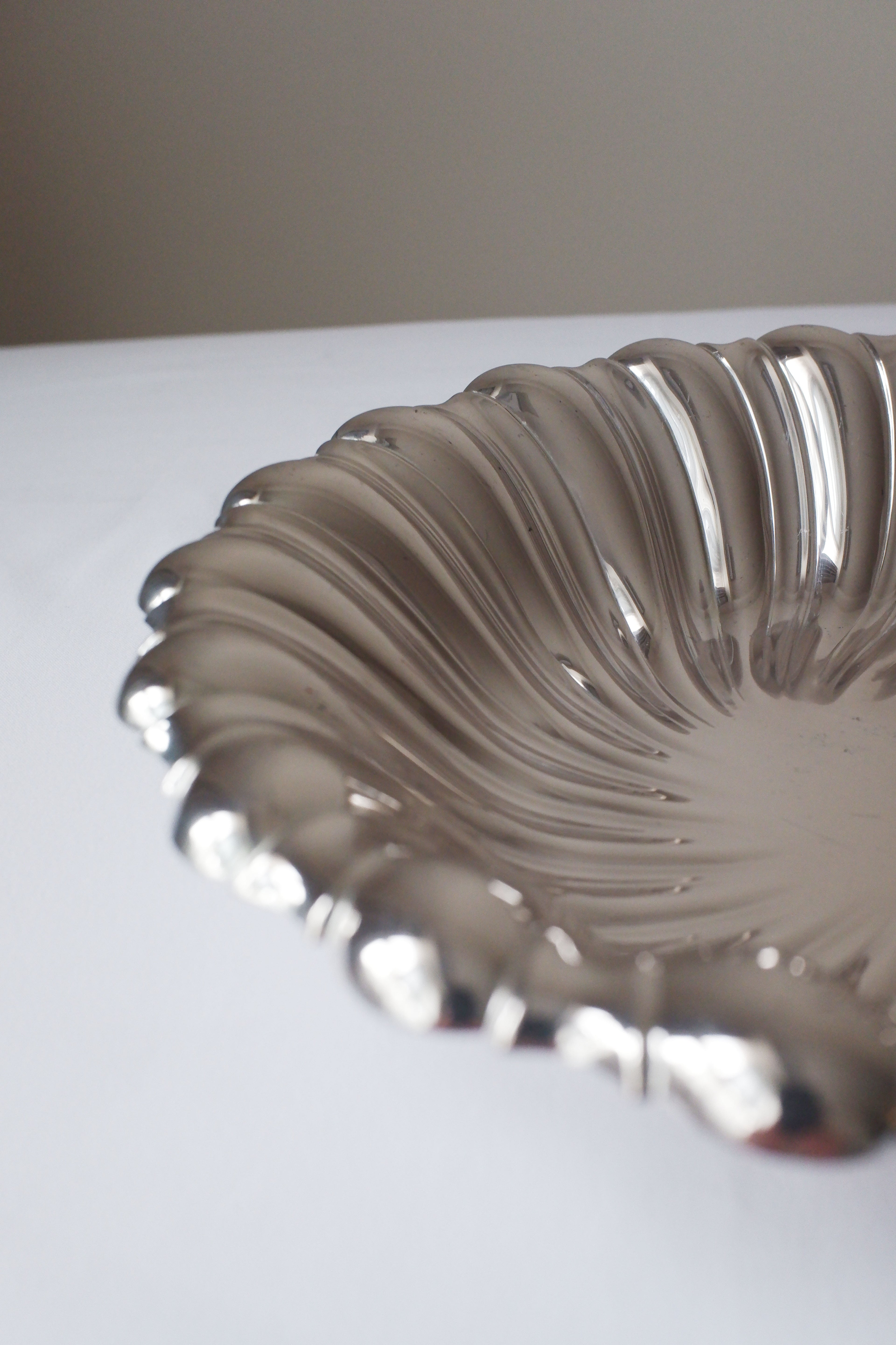 Vintage 鍍銀旋渦映光盤