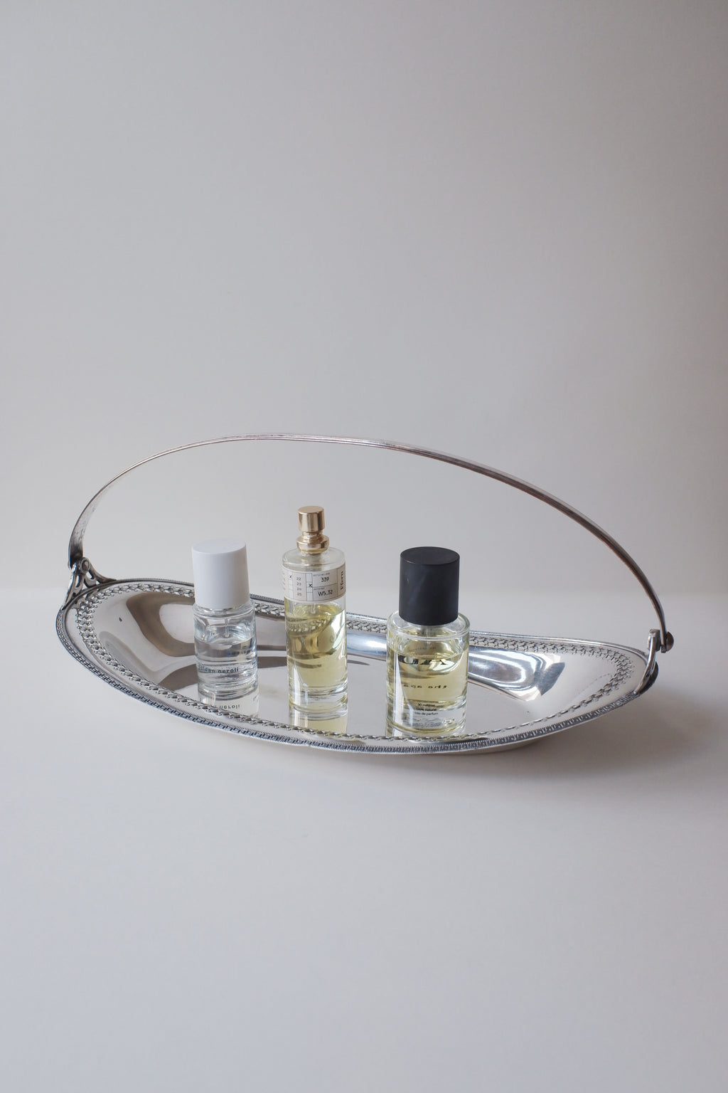 Vintage 細緻雕紋鍍銀托盤