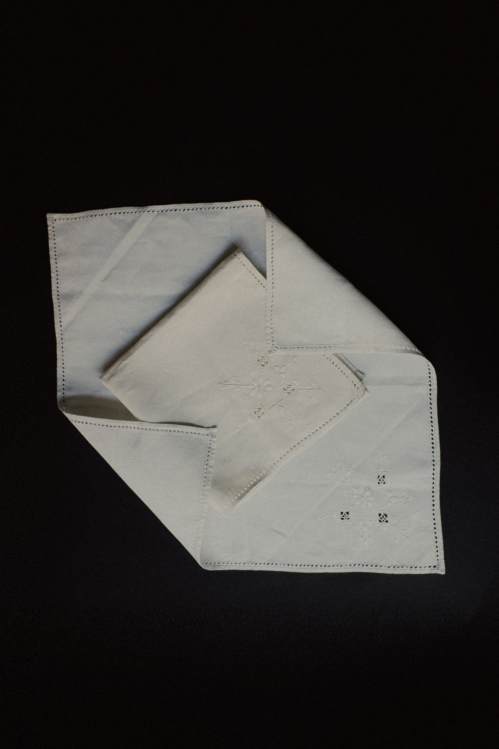 Vintage 米灰色棉麻桌巾(ㄧ組兩張)