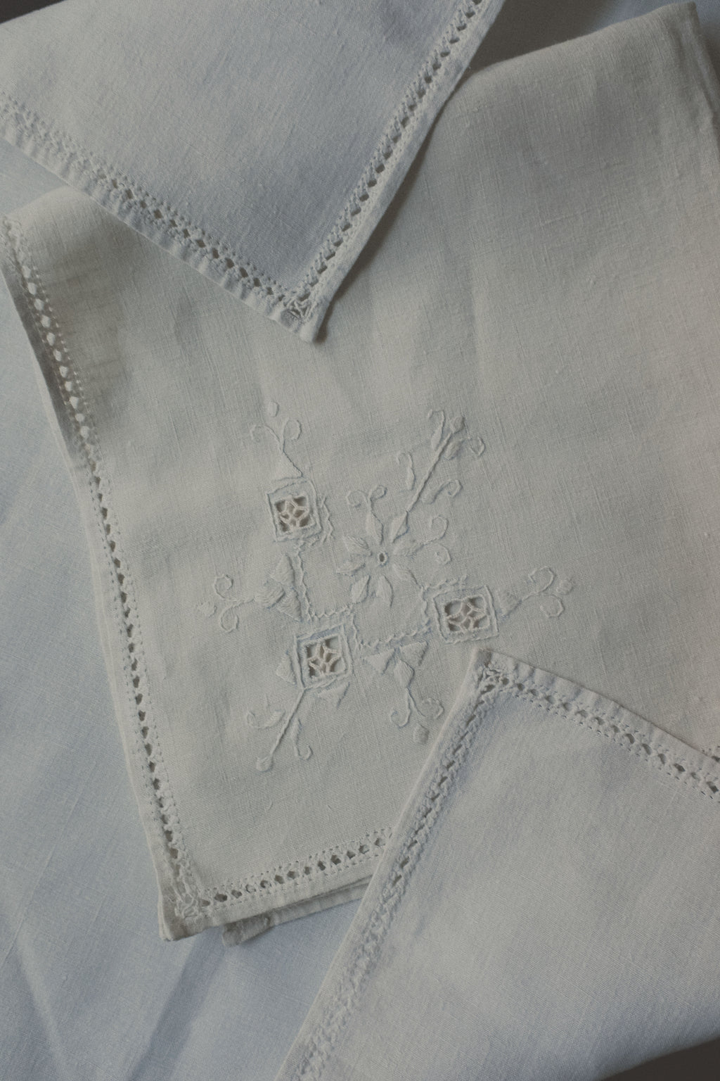 Vintage 米灰色棉麻桌巾(ㄧ組兩張)