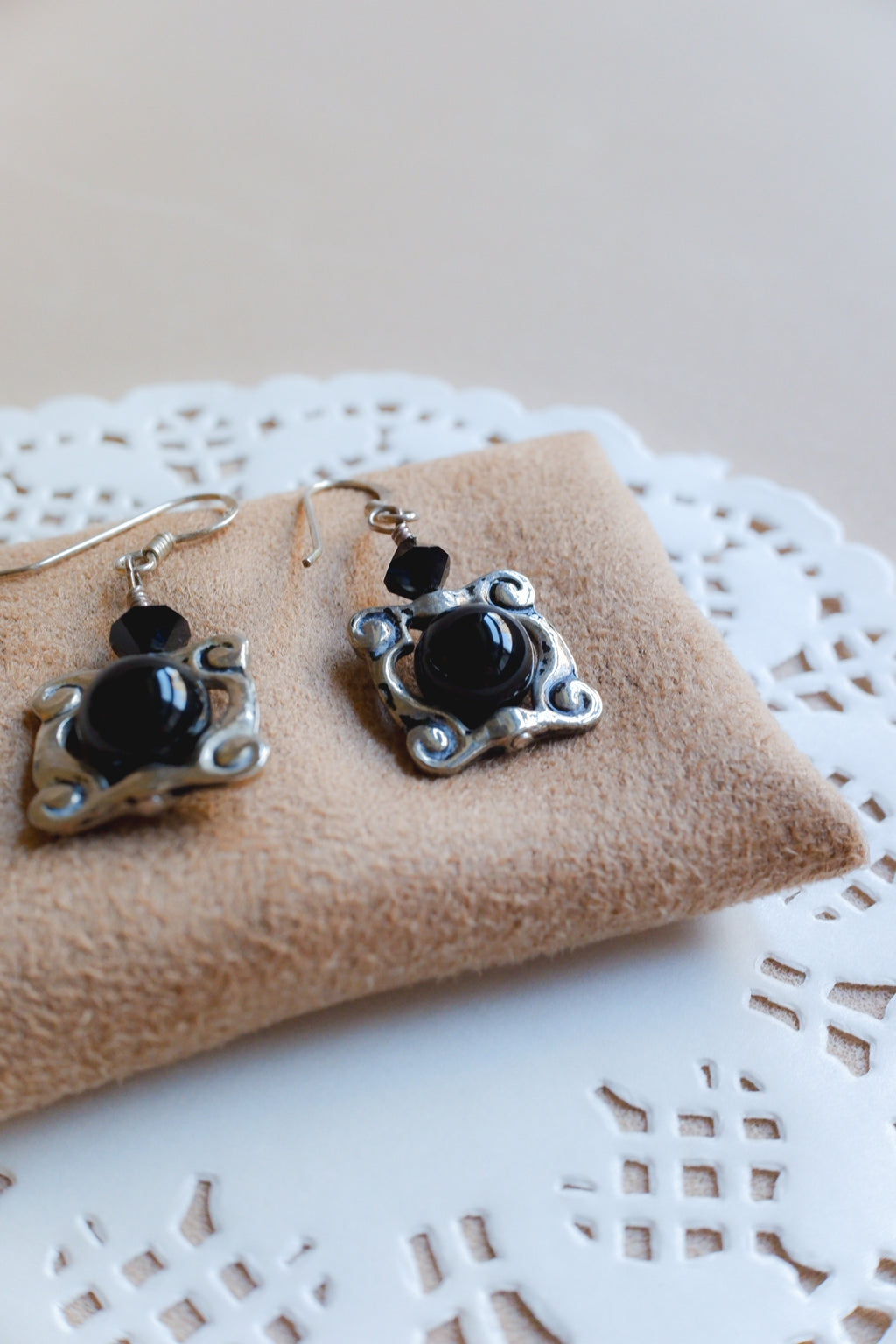 Vintage 黑瑪瑙垂墜耳環