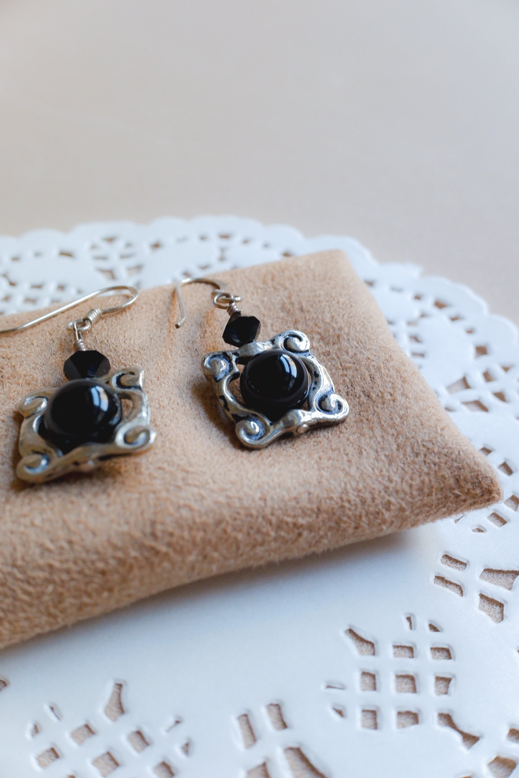 Vintage 黑瑪瑙垂墜耳環