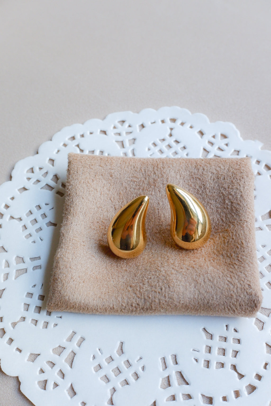 Vintage Napier 金色水滴古董耳環