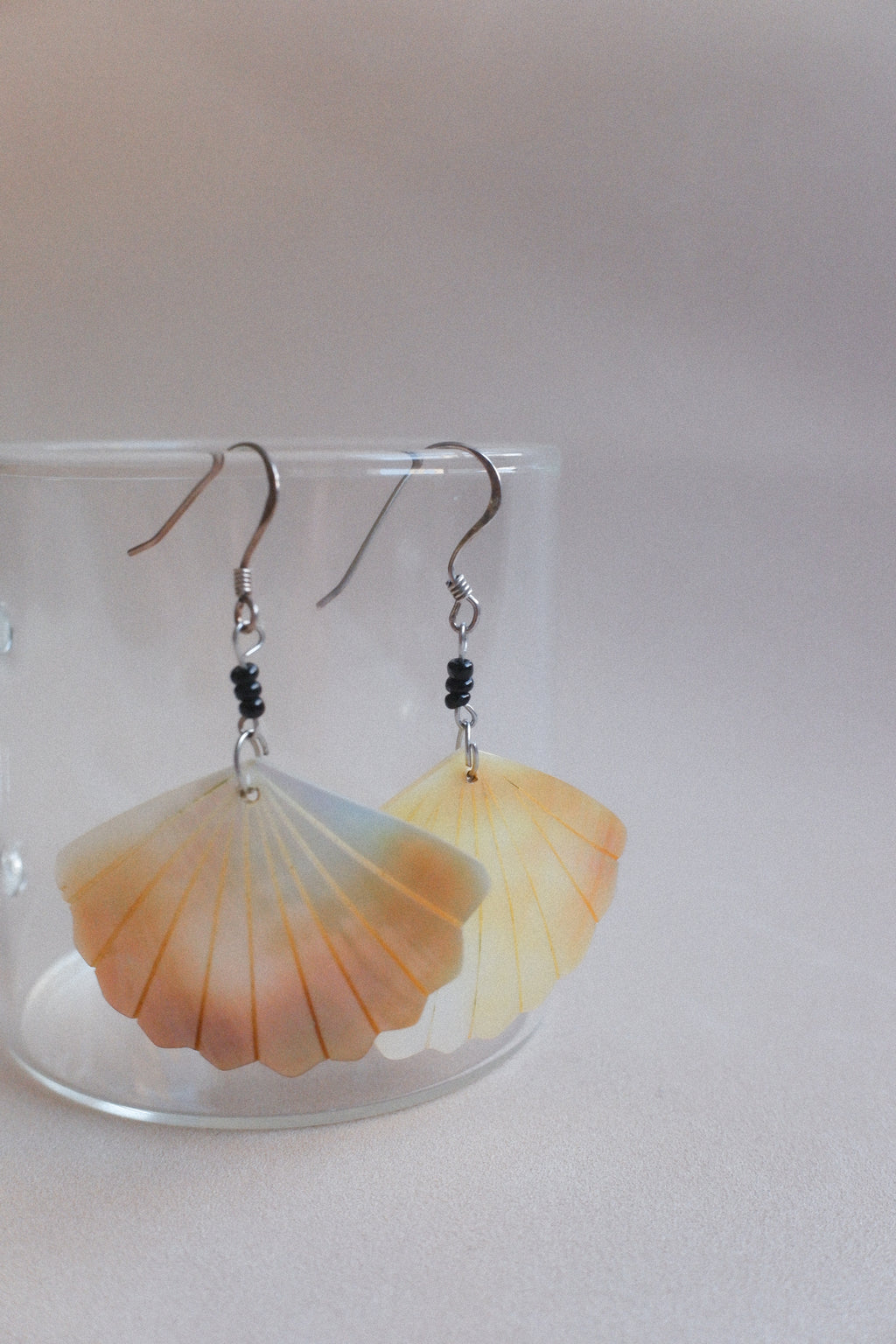 Vintage 珍珠母貝古董耳環