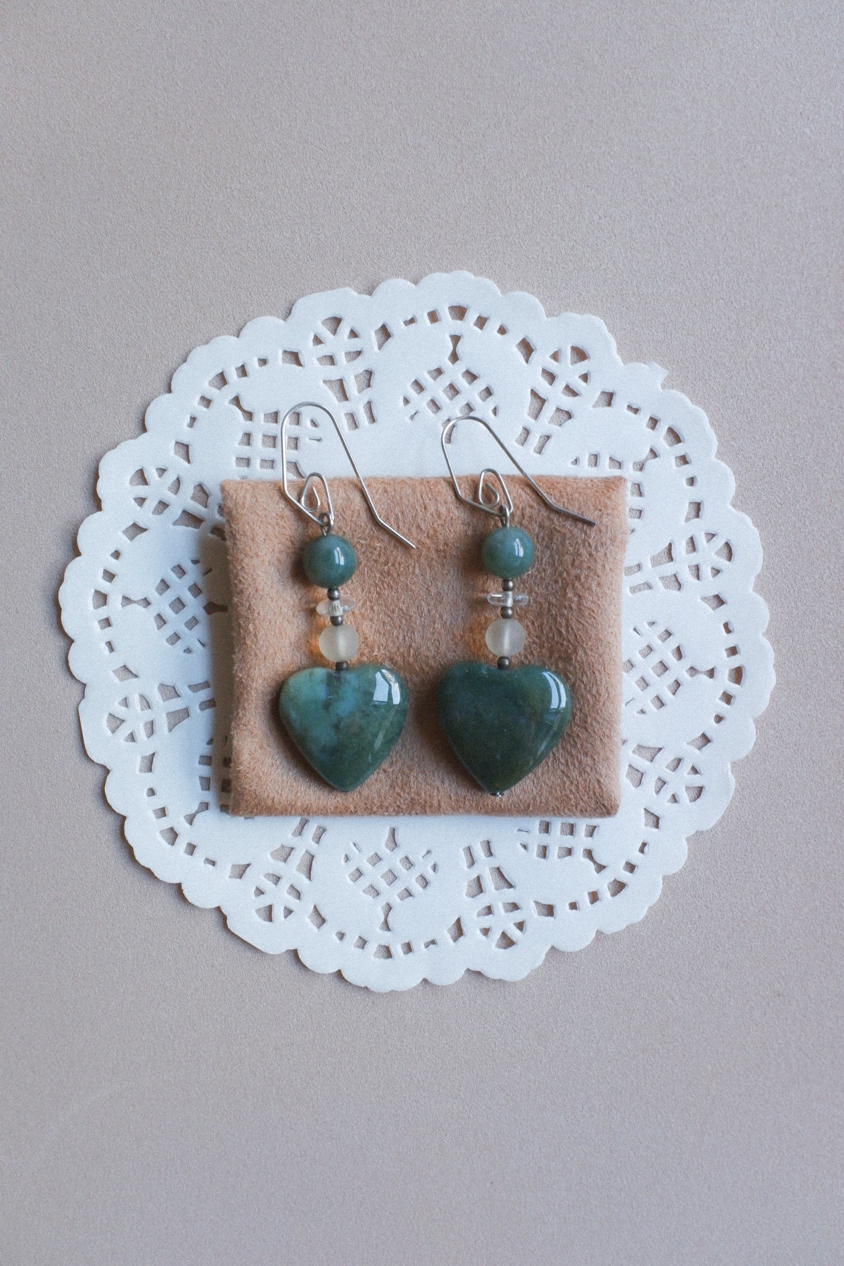 Vintage 綠水晶愛心古董耳環