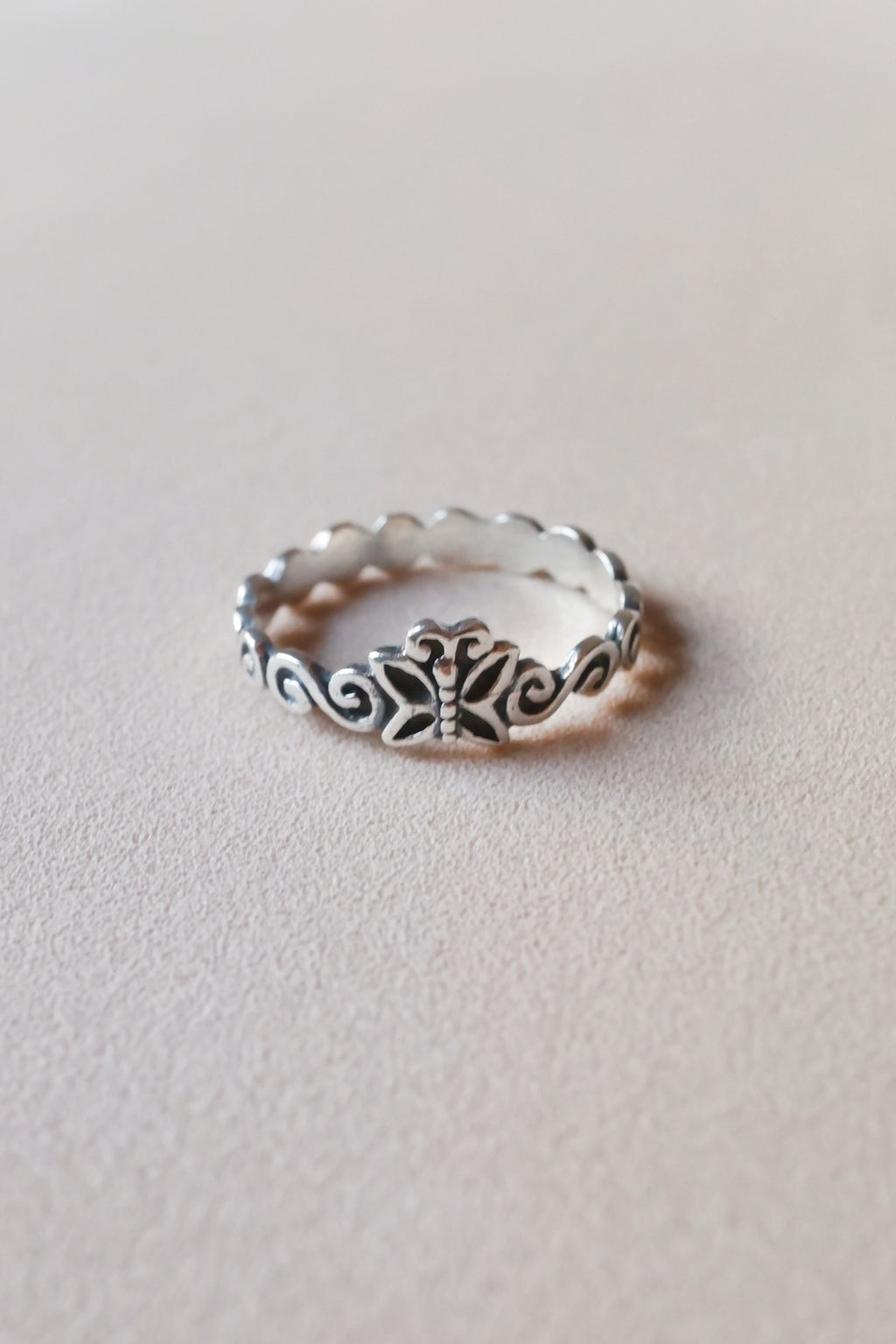 Vintage 純銀捲紋蝴蝶古董戒