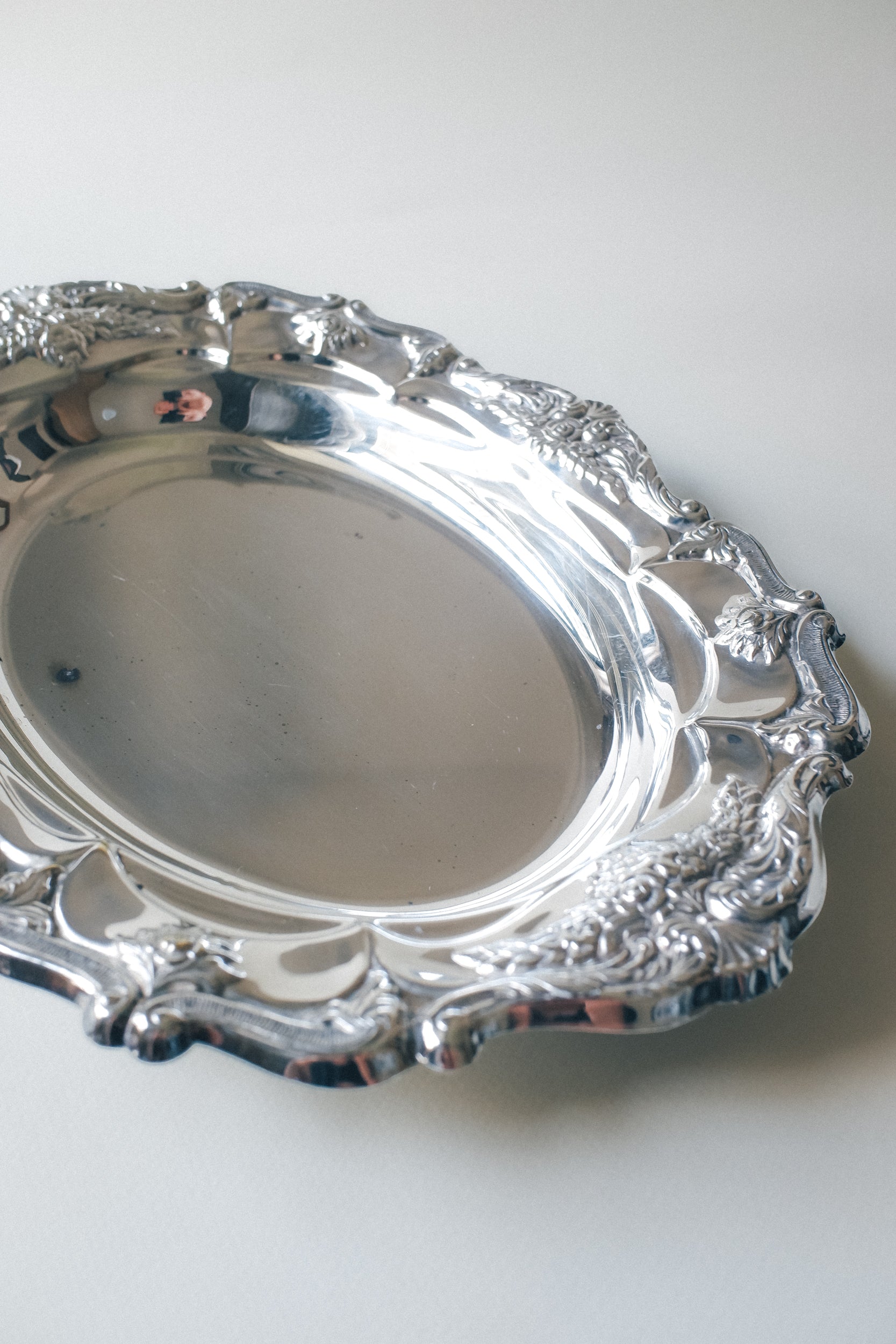 Vintage 玫瑰雕紋古董銀盤