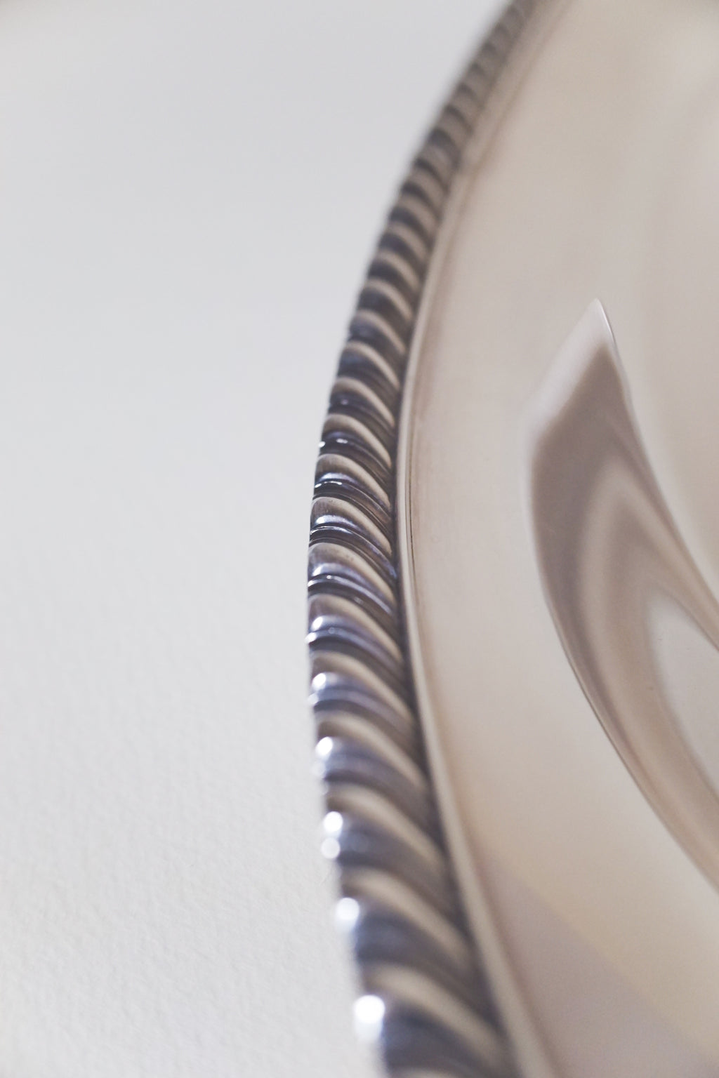 Vintage 鍍銀繩紋邊映光長盤