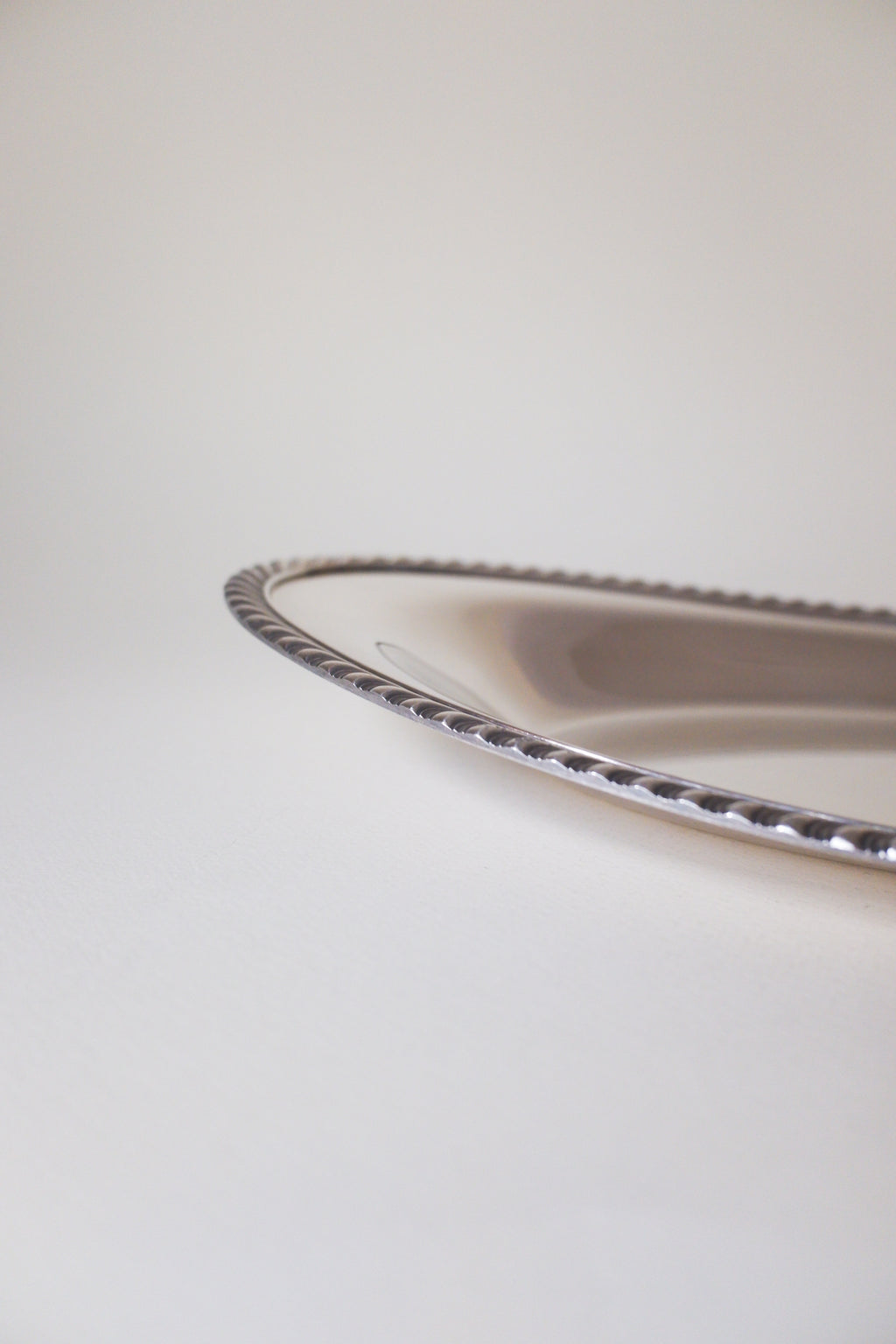 Vintage 鍍銀繩紋邊映光長盤