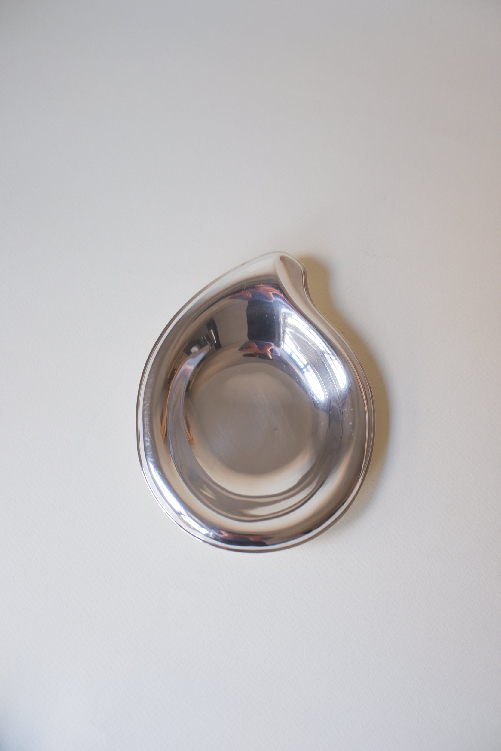 Vintage 鍍銀水滴形映光盤