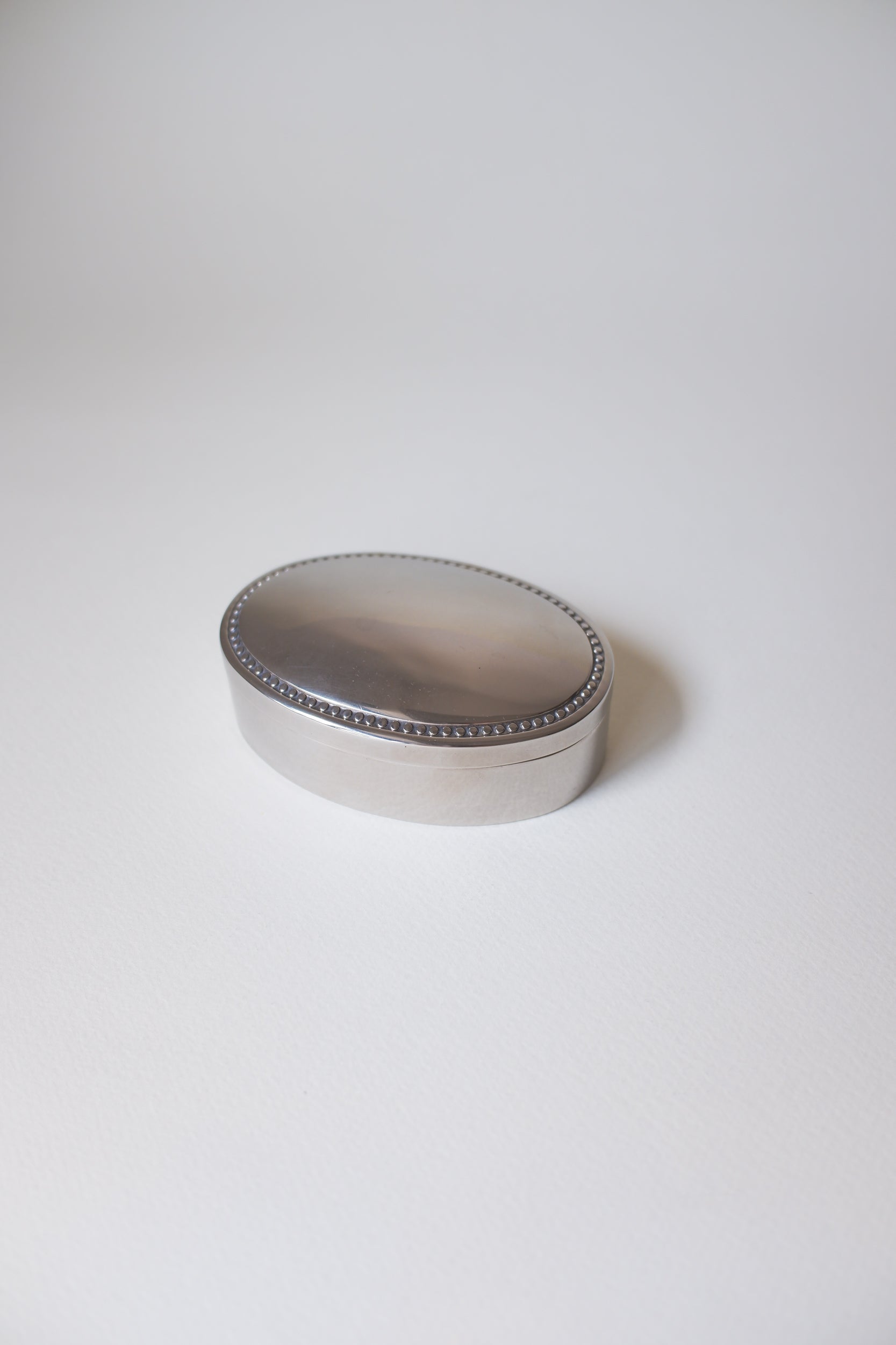 Vintage 橢圓形鍍銀收納盒