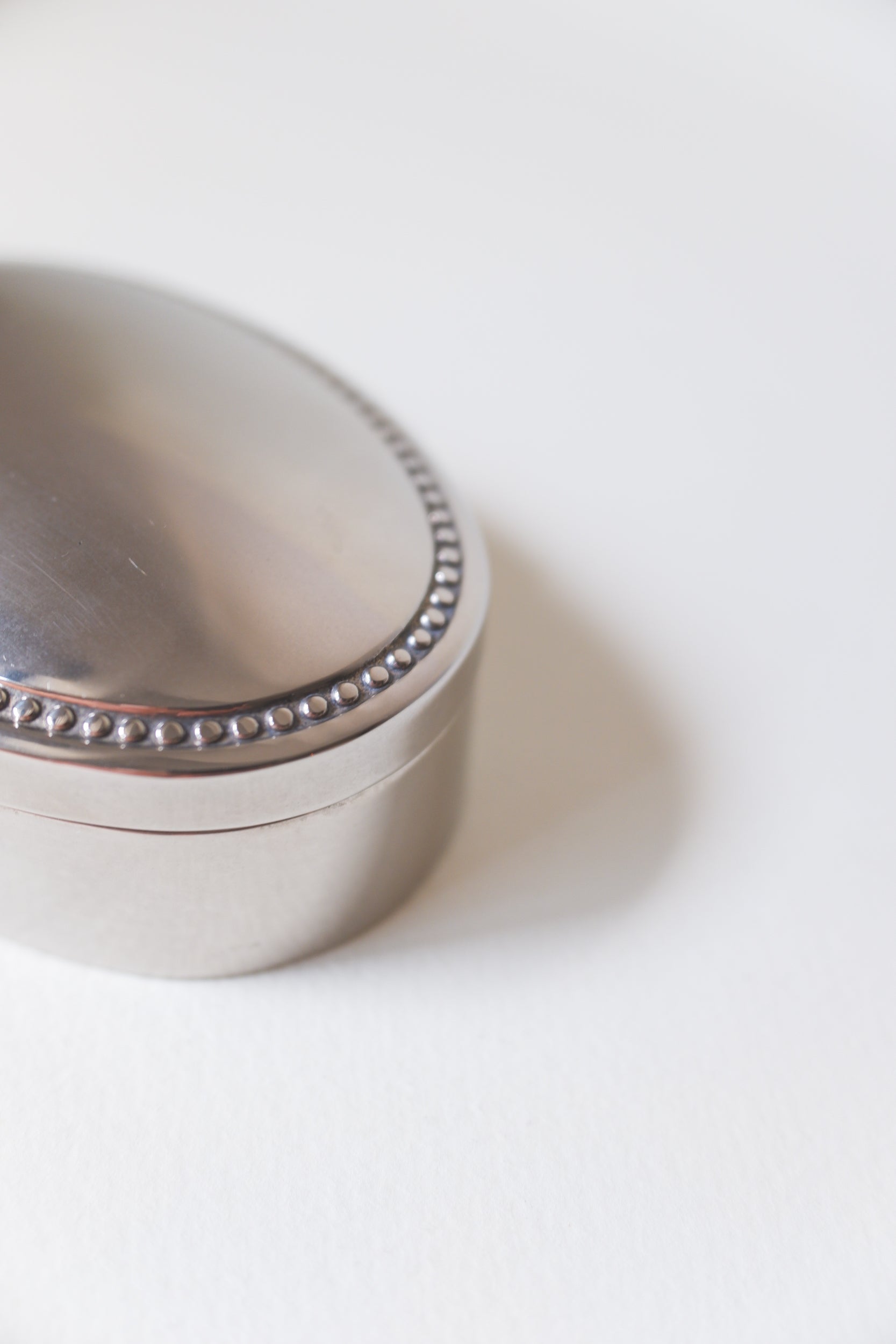 Vintage 橢圓形鍍銀收納盒