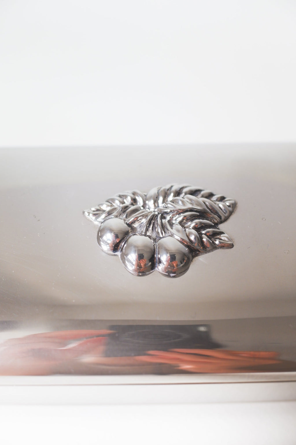 Vintage 鍍銀櫻桃浮雕首飾收納盒