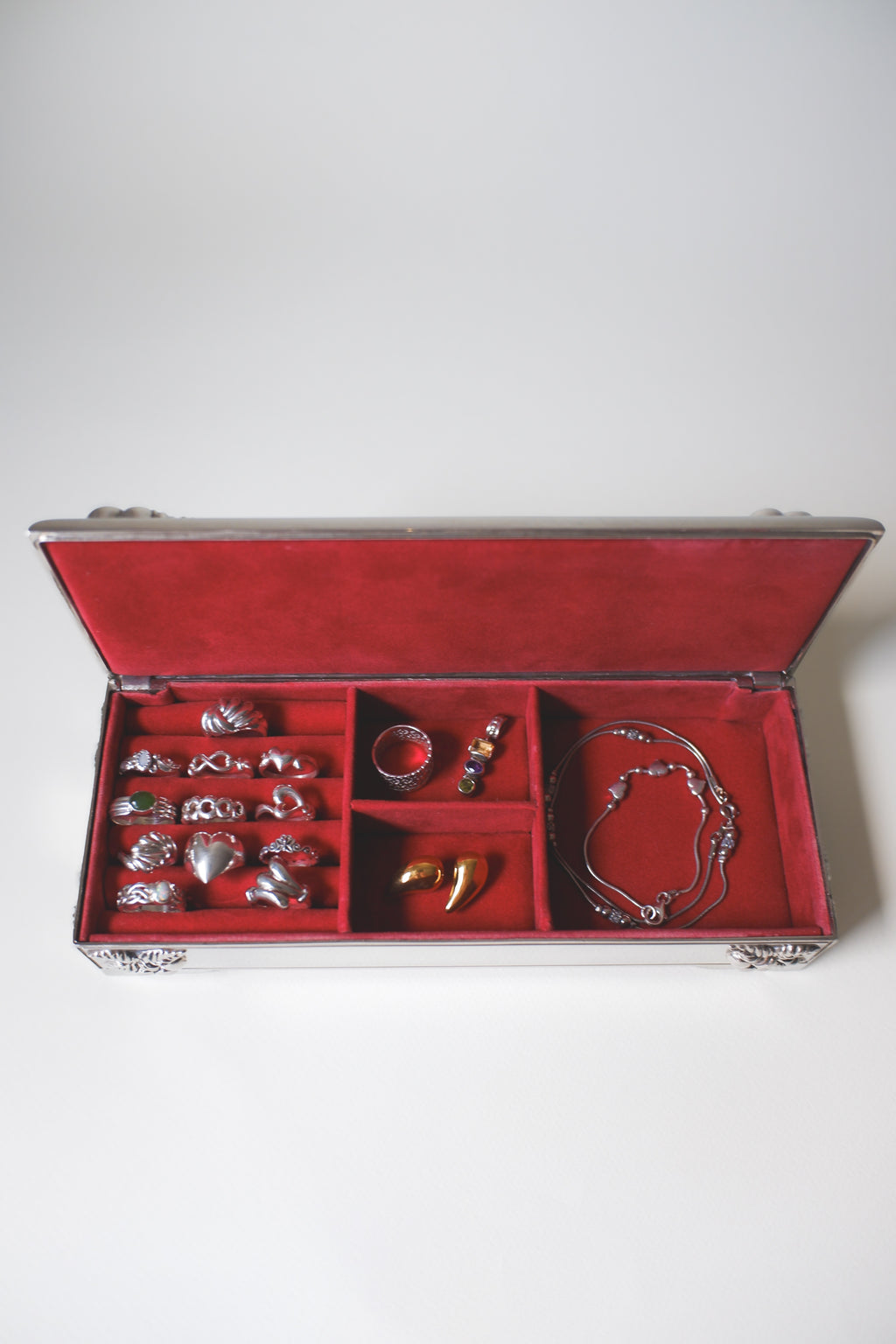 Vintage 鍍銀櫻桃浮雕首飾收納盒