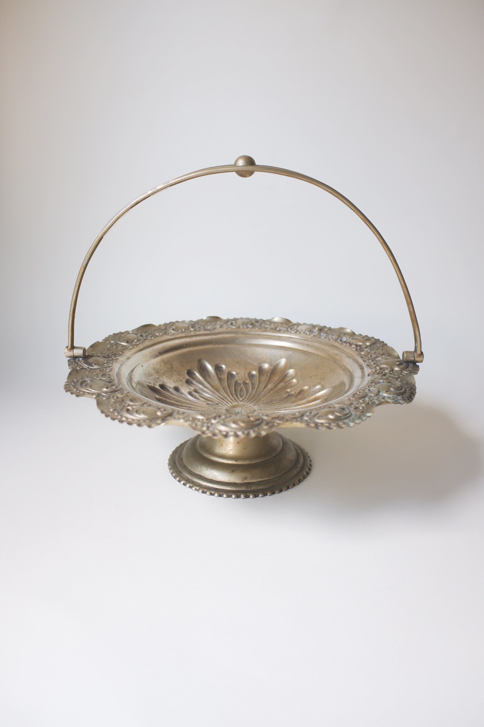 Vintage 1930‘s洛可可風鍍銀提把果盤