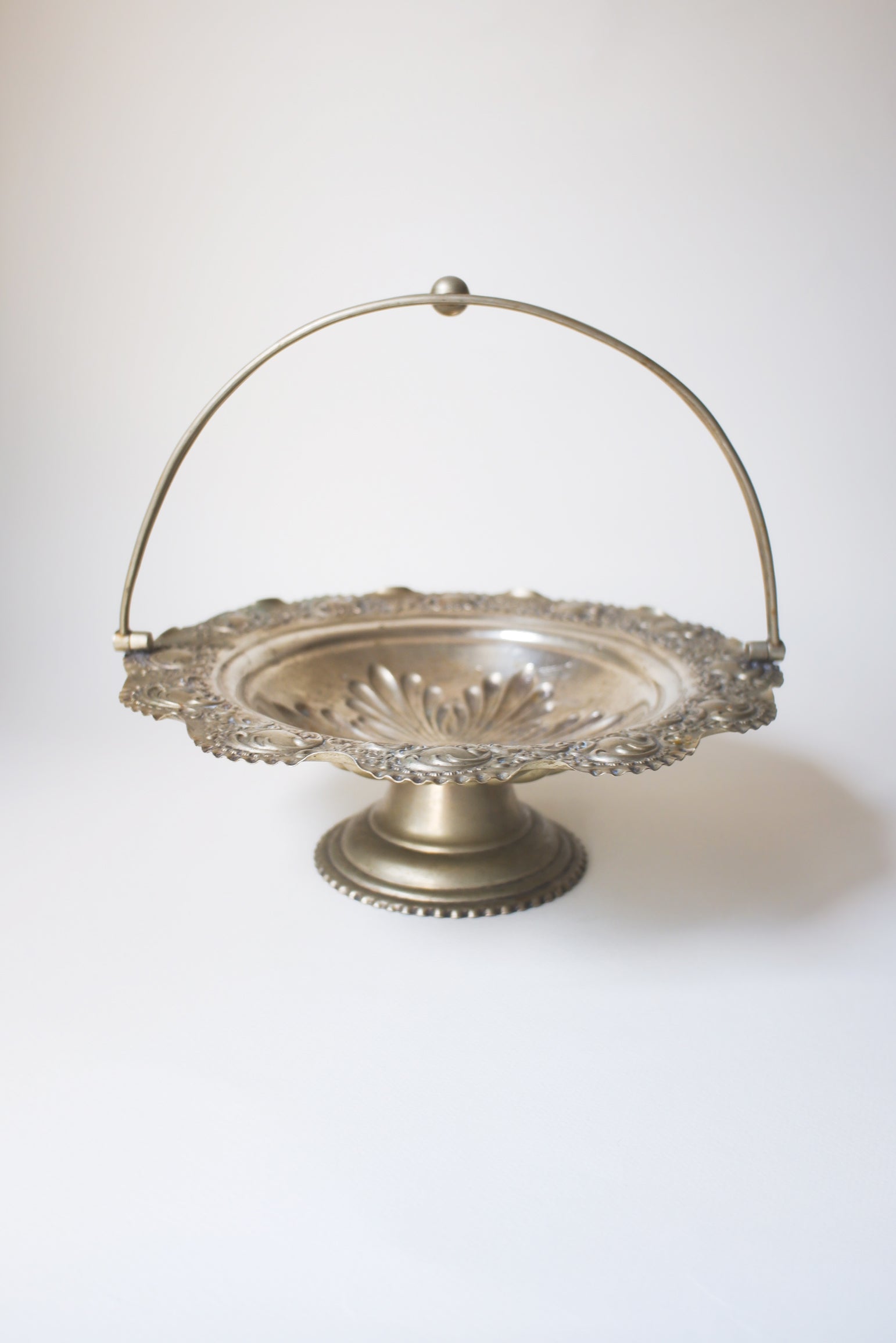 Vintage 1930‘s洛可可風鍍銀提把果盤